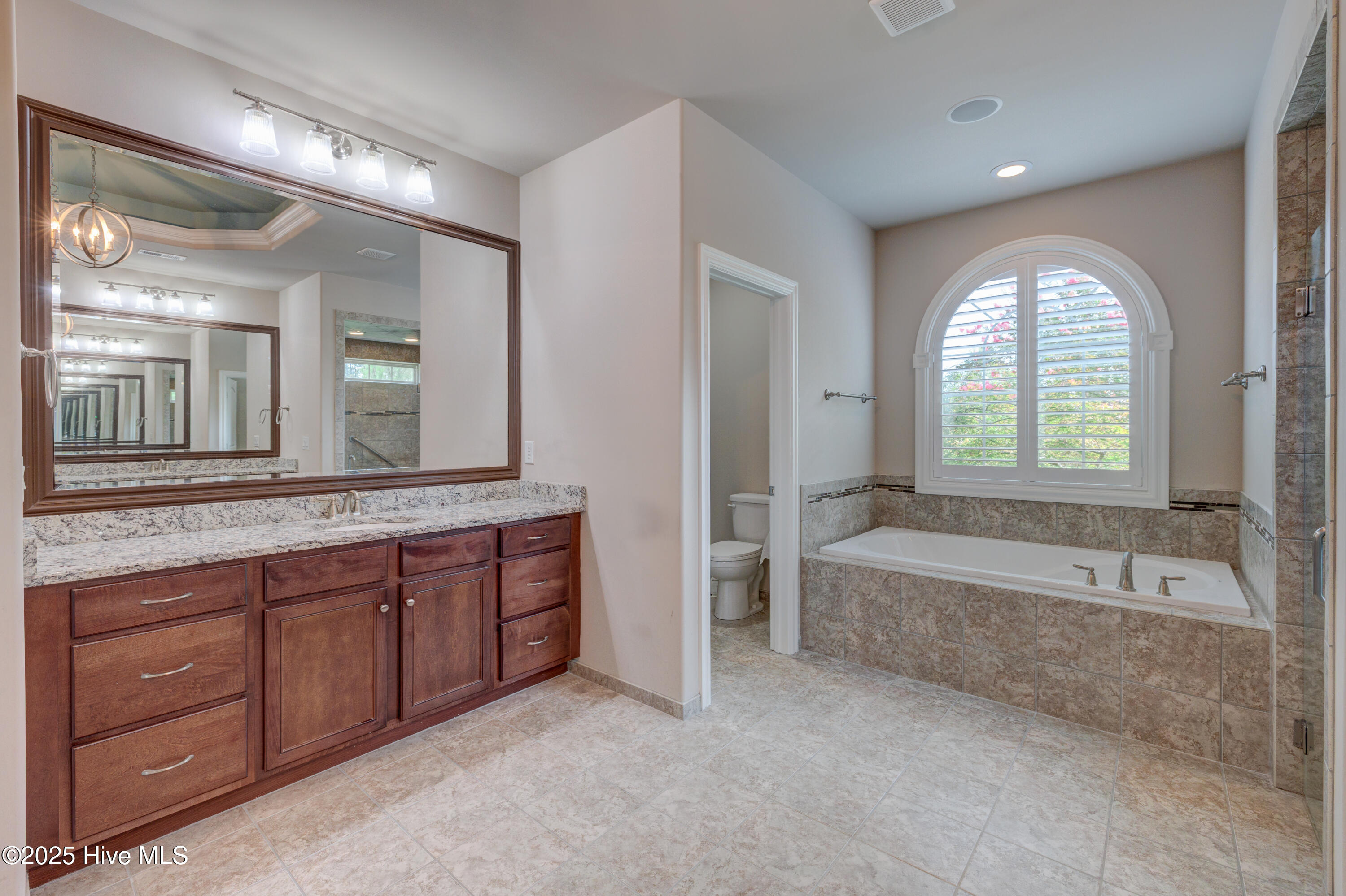 6003 Mount Carmel Parke