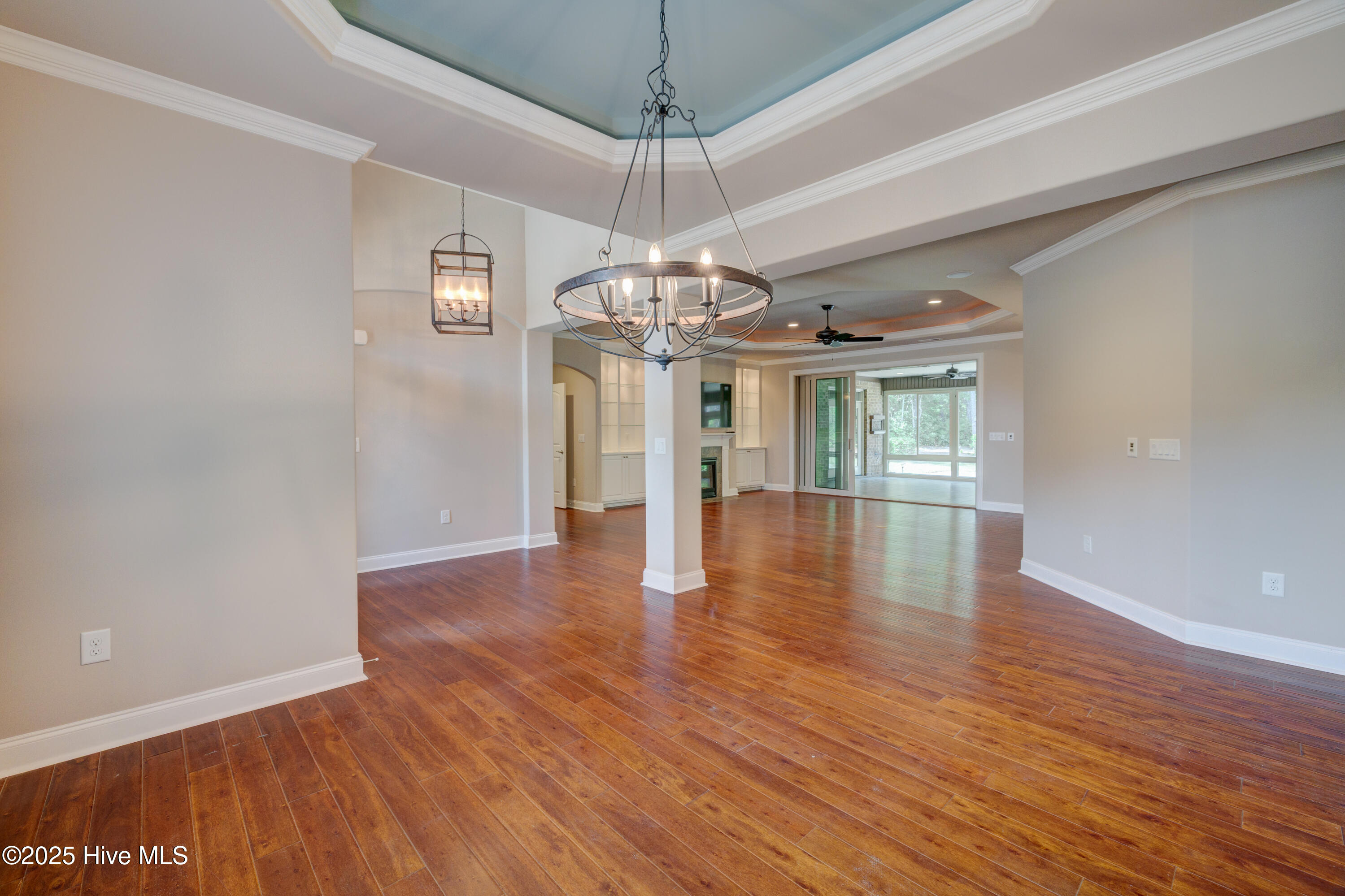 6003 Mount Carmel Parke