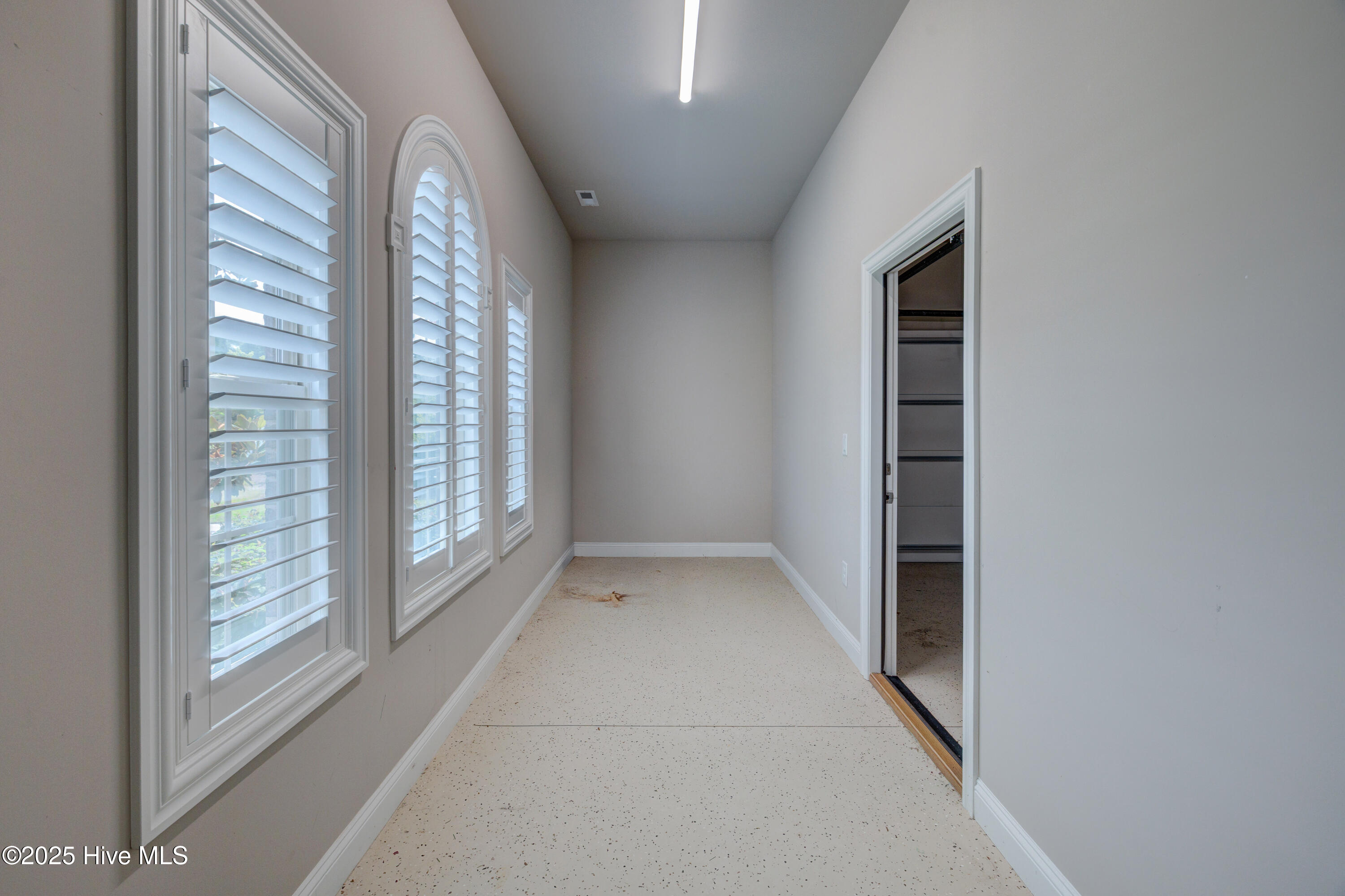 6003 Mount Carmel Parke