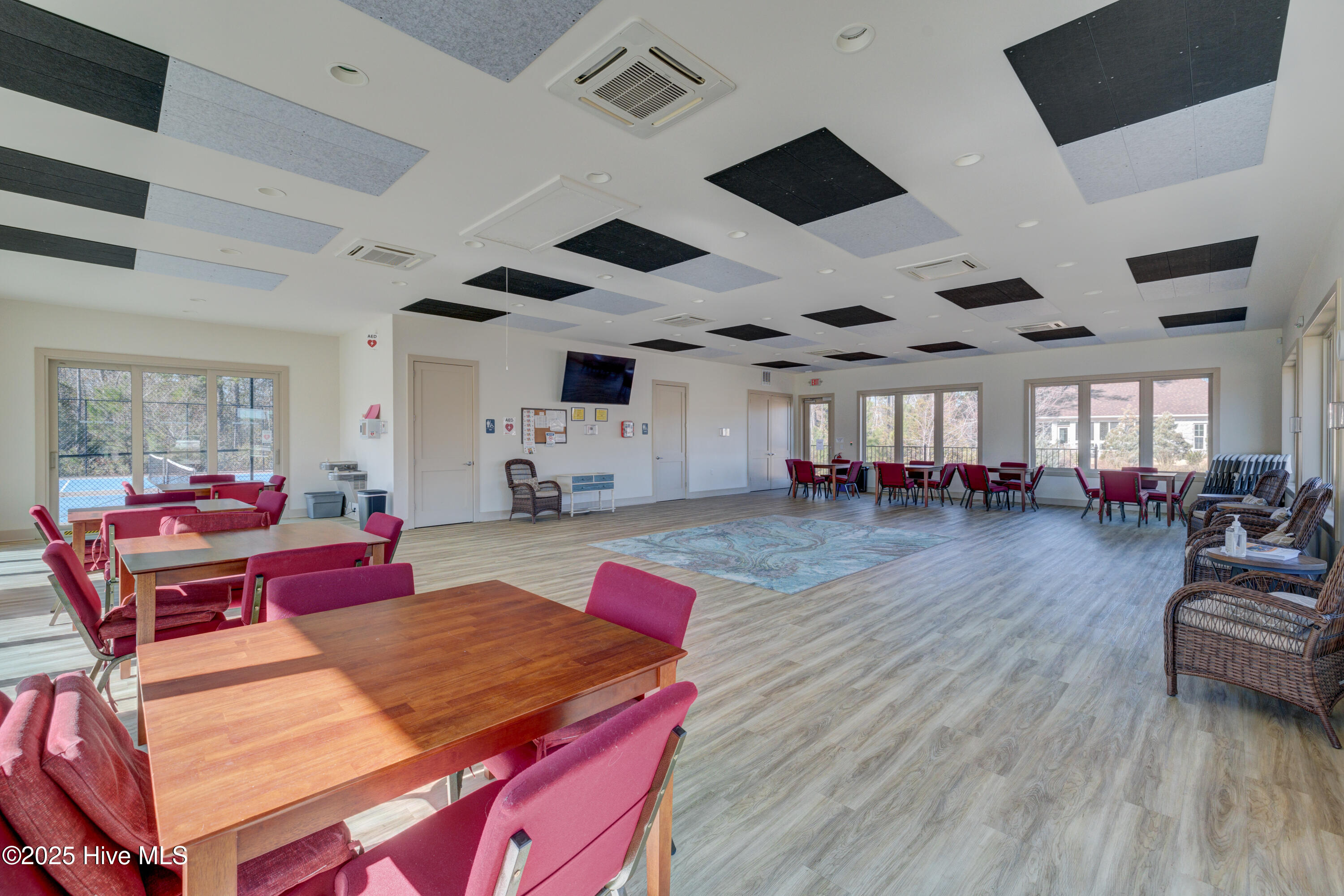 6003 Mount Carmel Parke