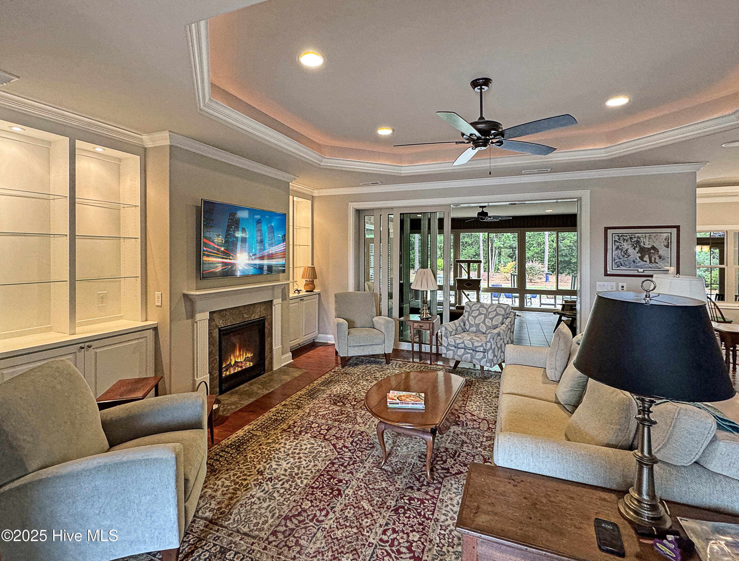 6003 Mount Carmel Parke