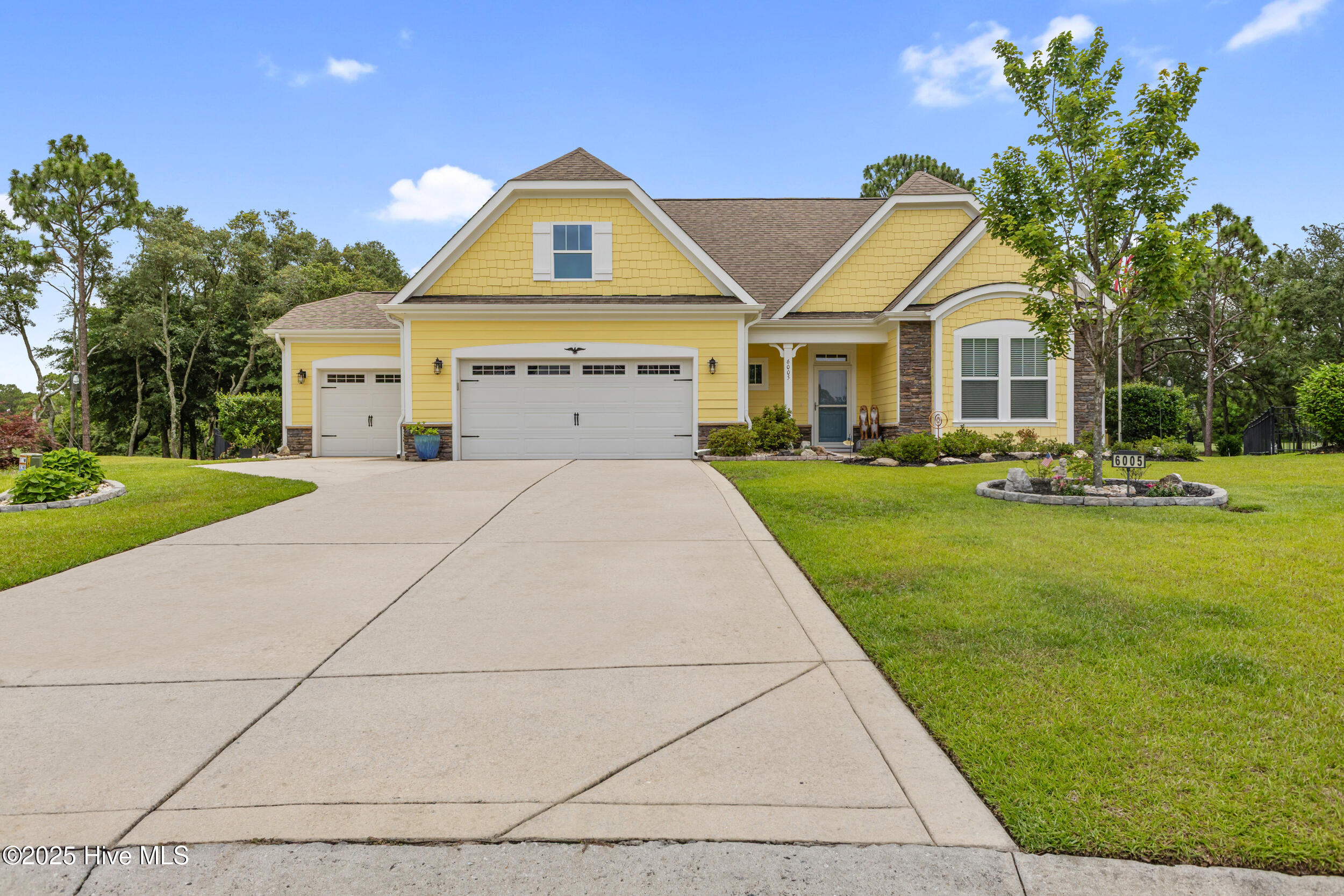 6005 Otter Tail Trail