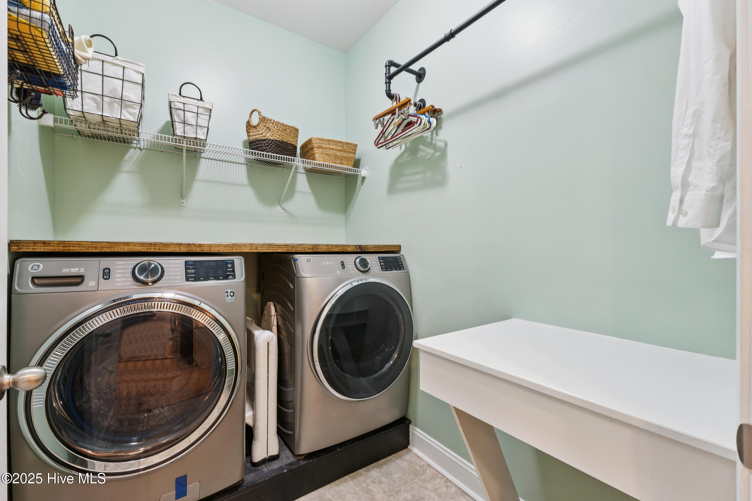 6005 Otter Tail Trail