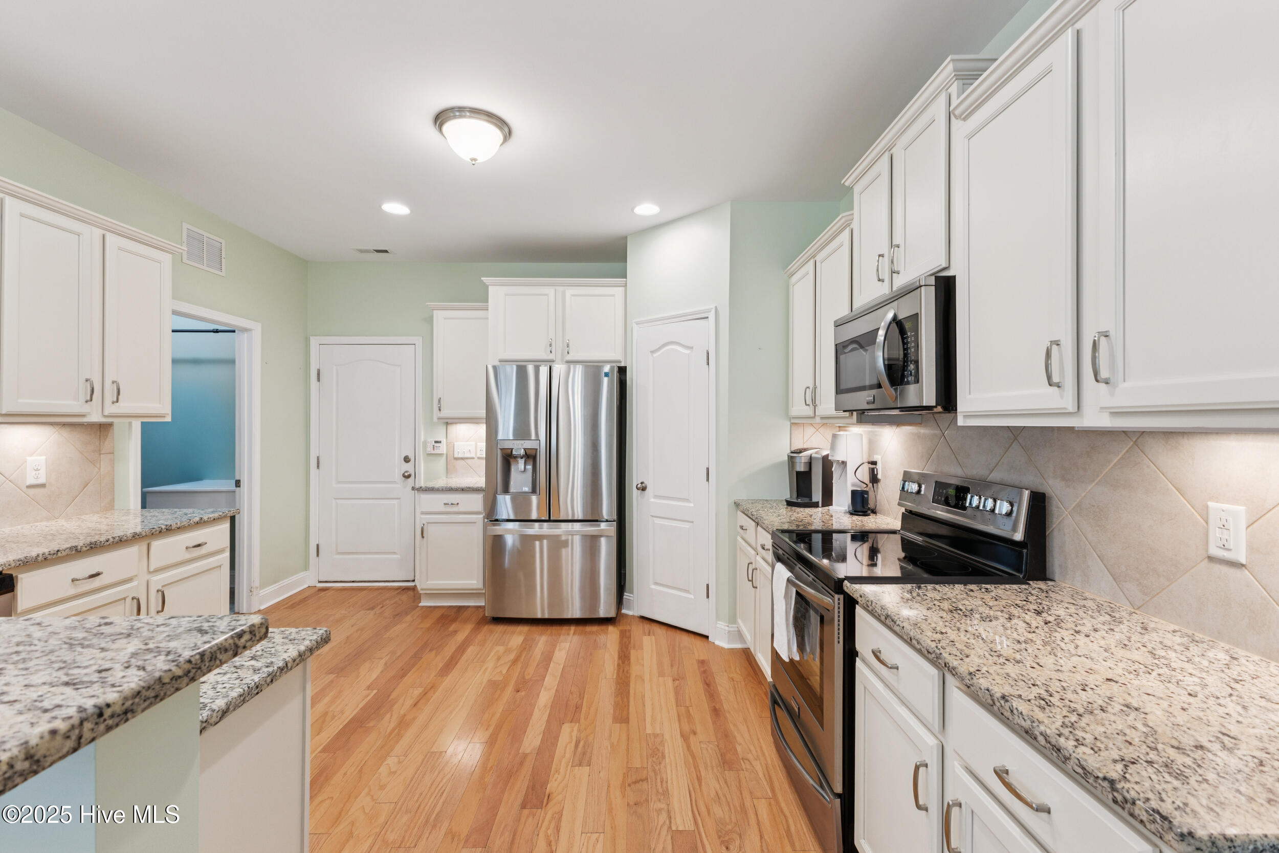 6005 Otter Tail Trail