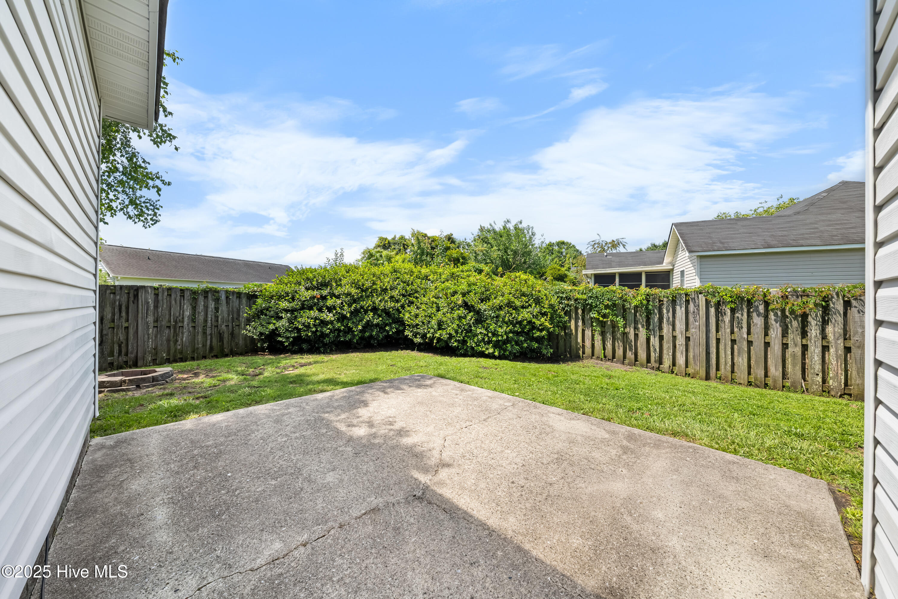 2418 Bradfield Court