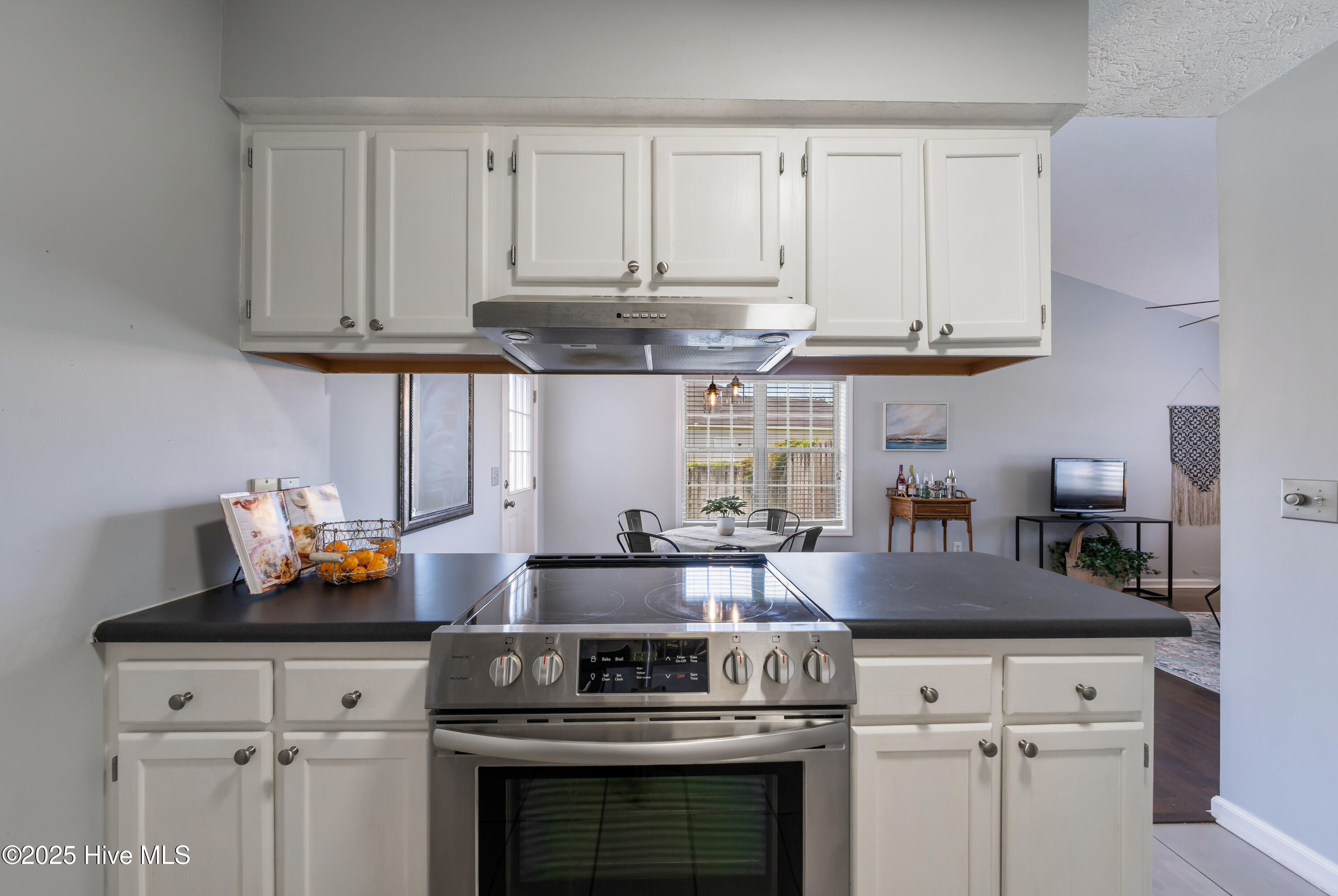 2418 Bradfield Court