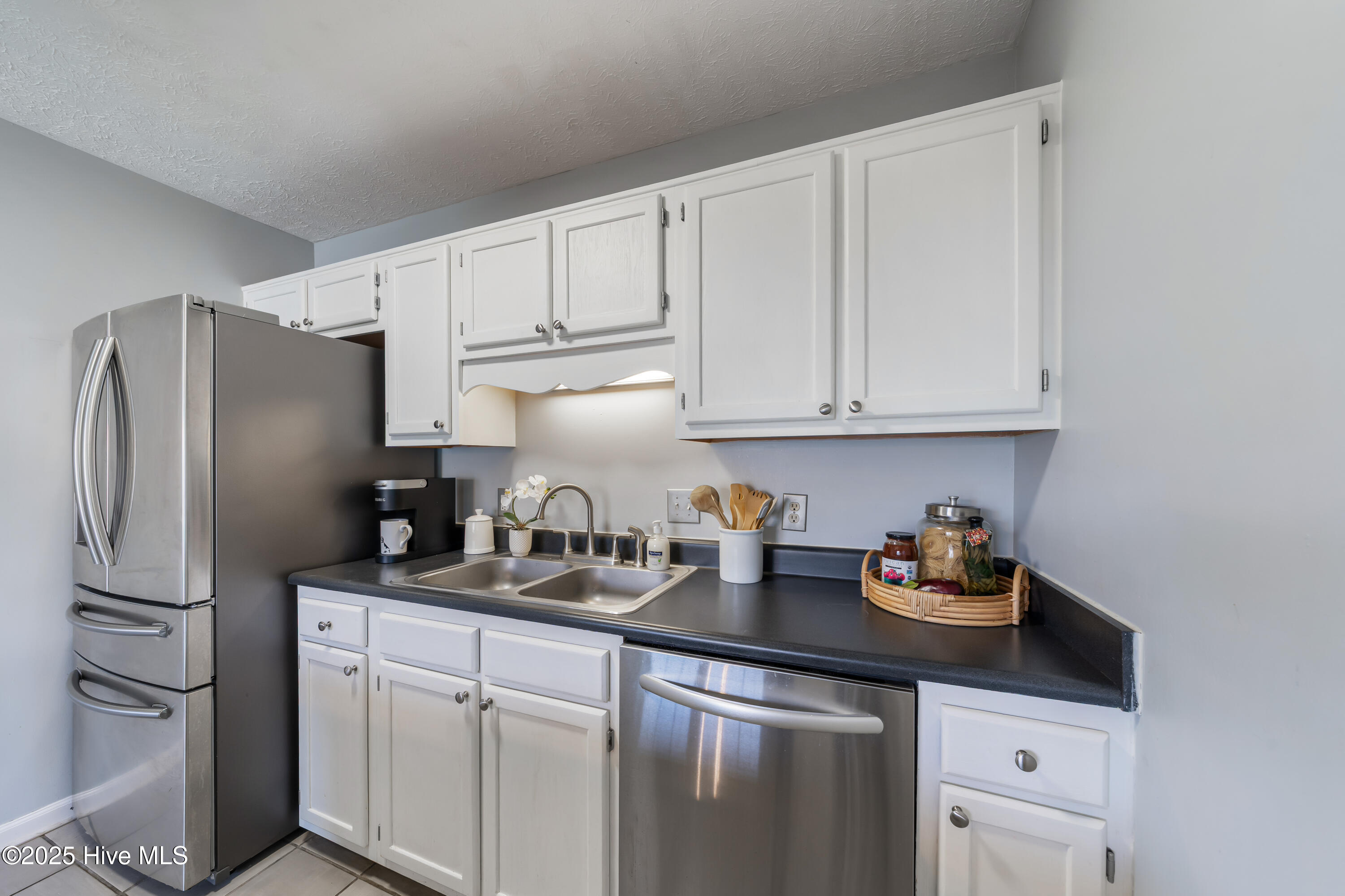 2418 Bradfield Court