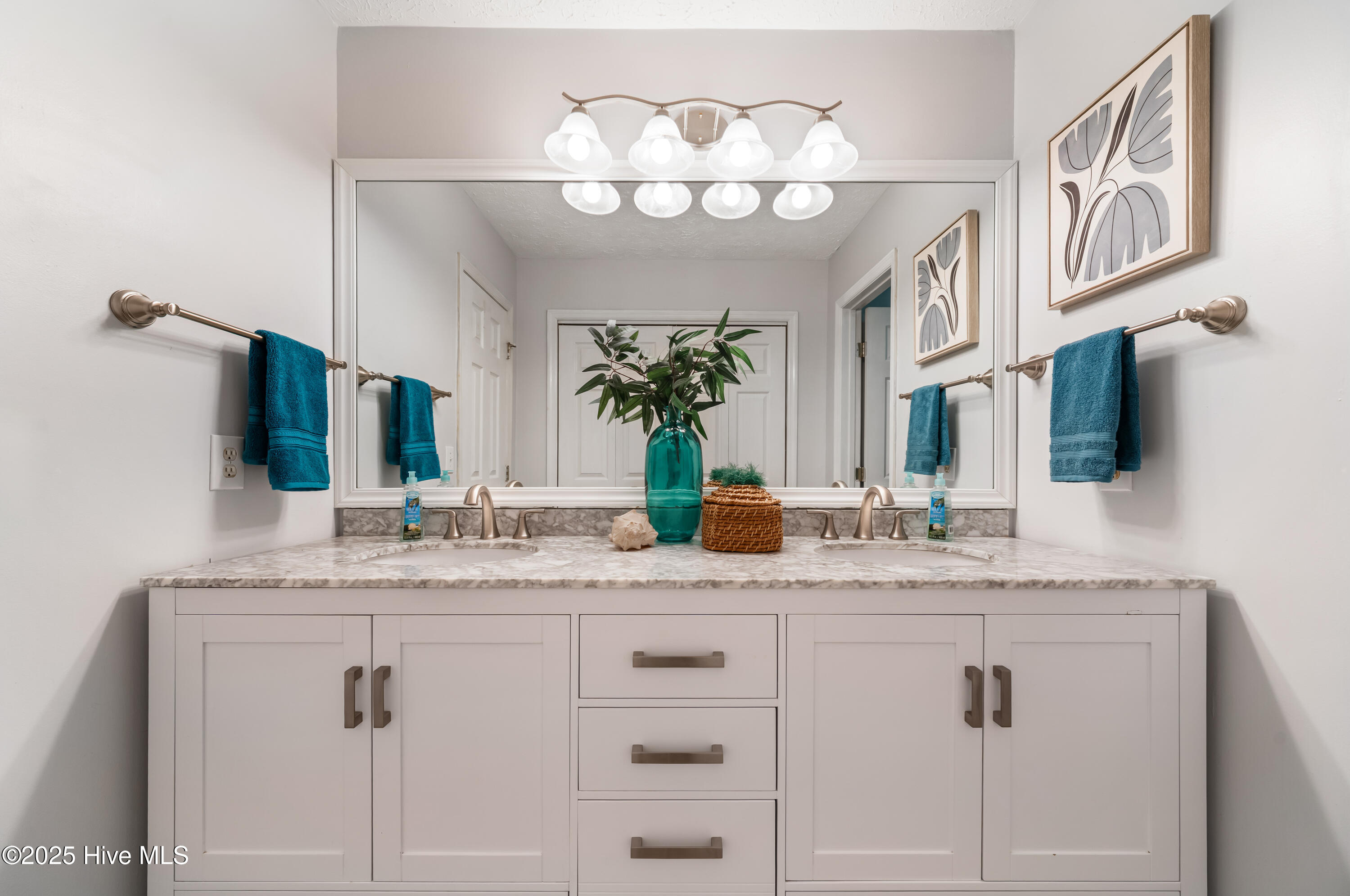 2418 Bradfield Court