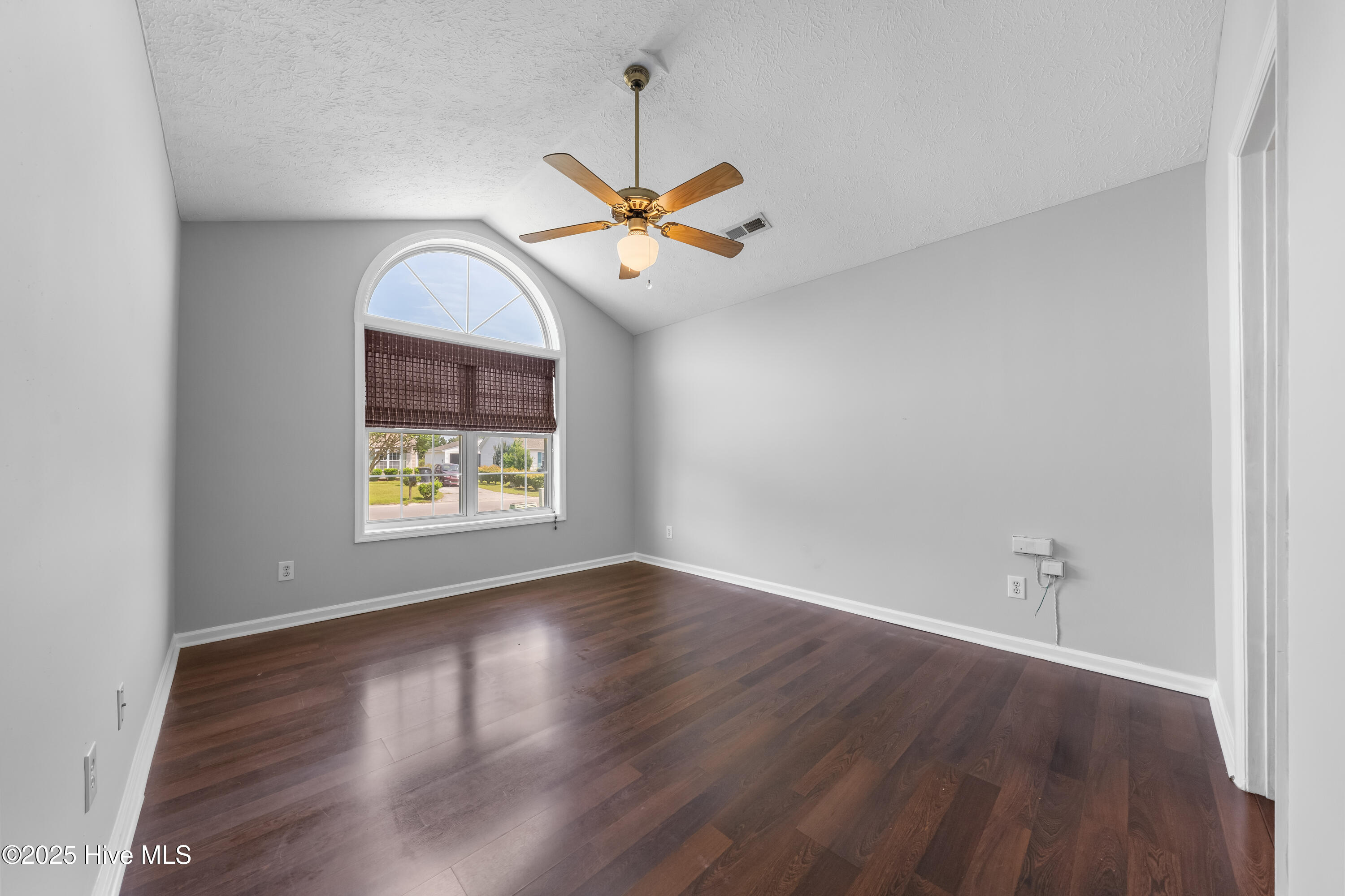 2418 Bradfield Court