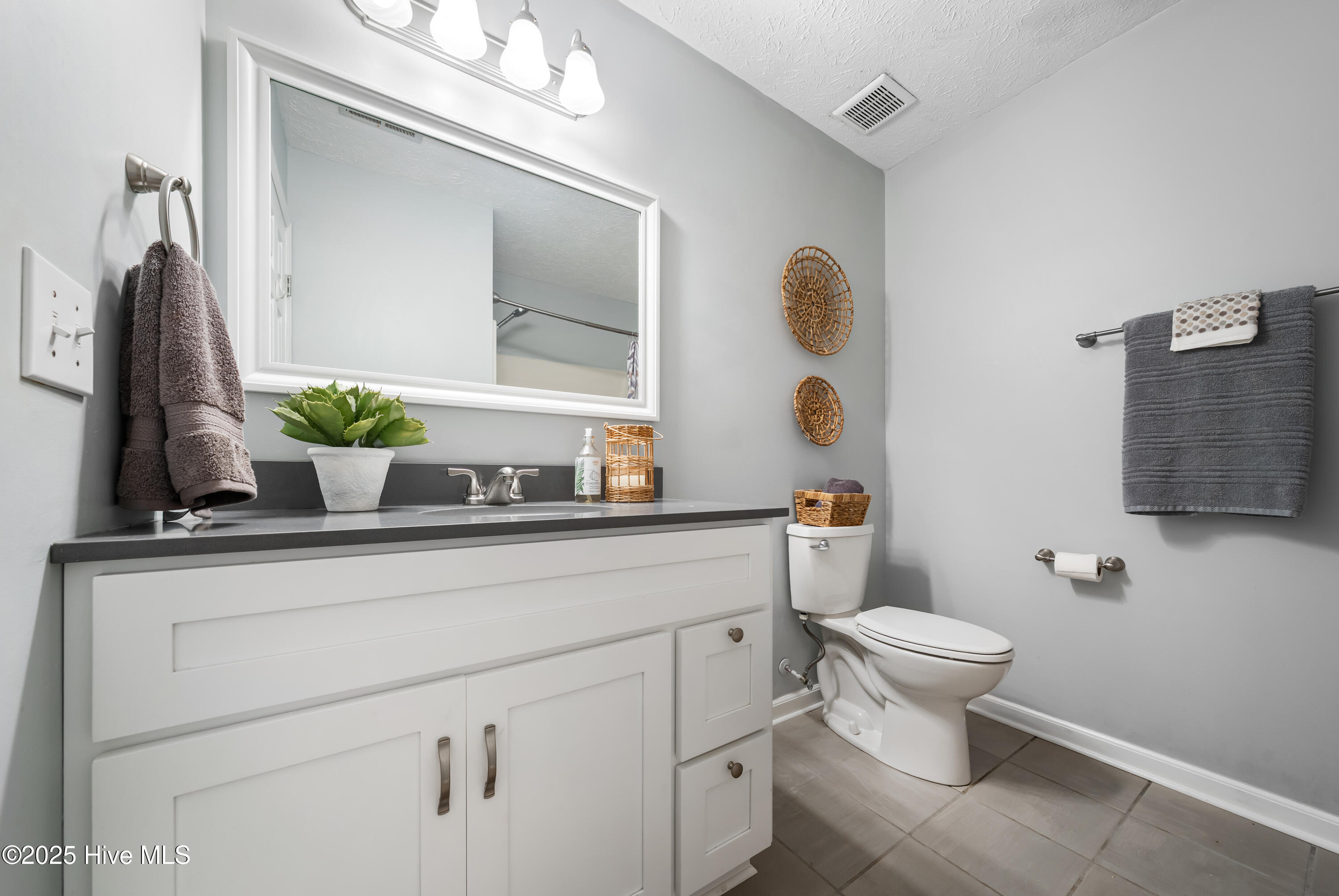 2418 Bradfield Court