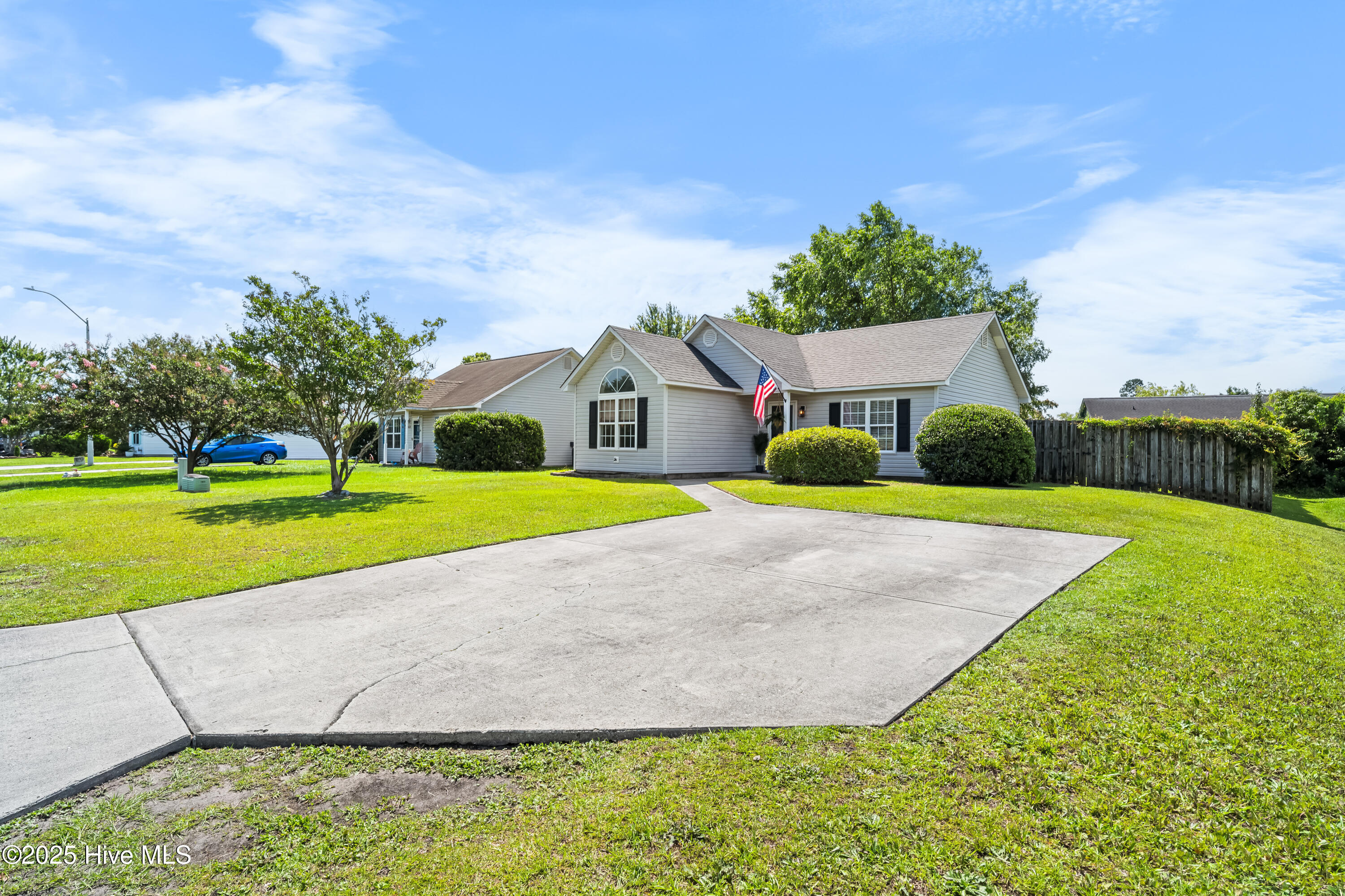 2418 Bradfield Court