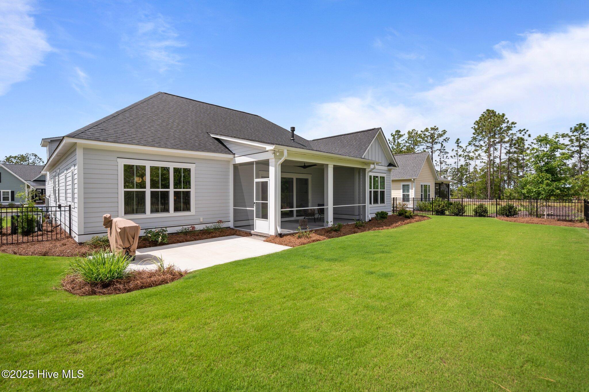523 Trisail Terrace