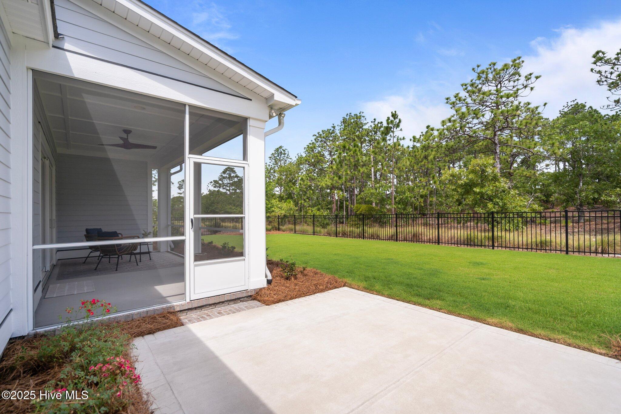 523 Trisail Terrace