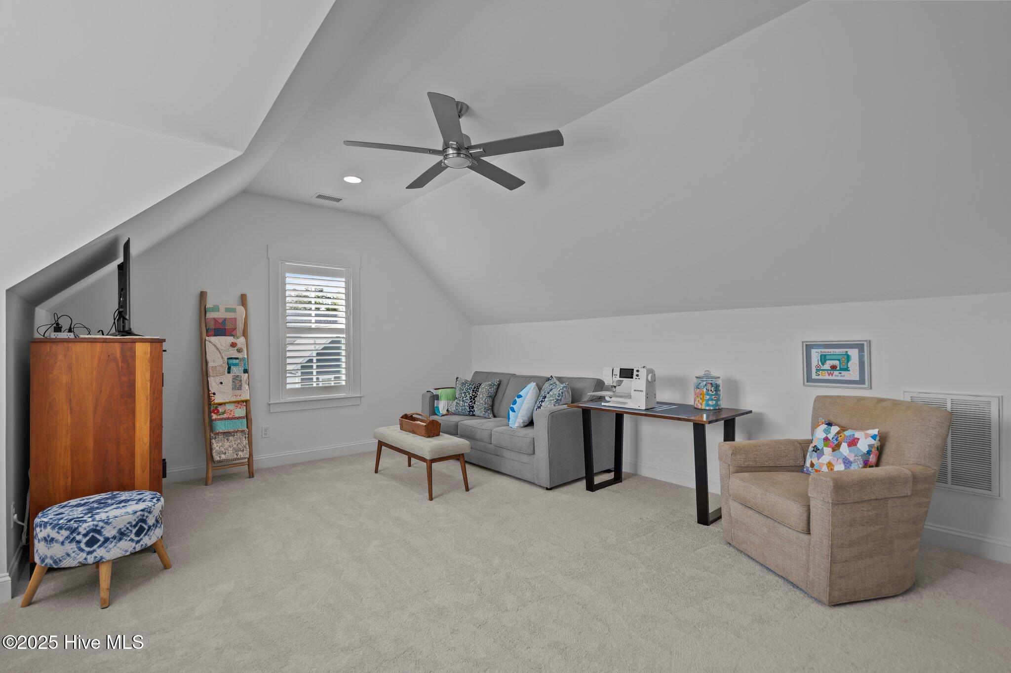 523 Trisail Terrace