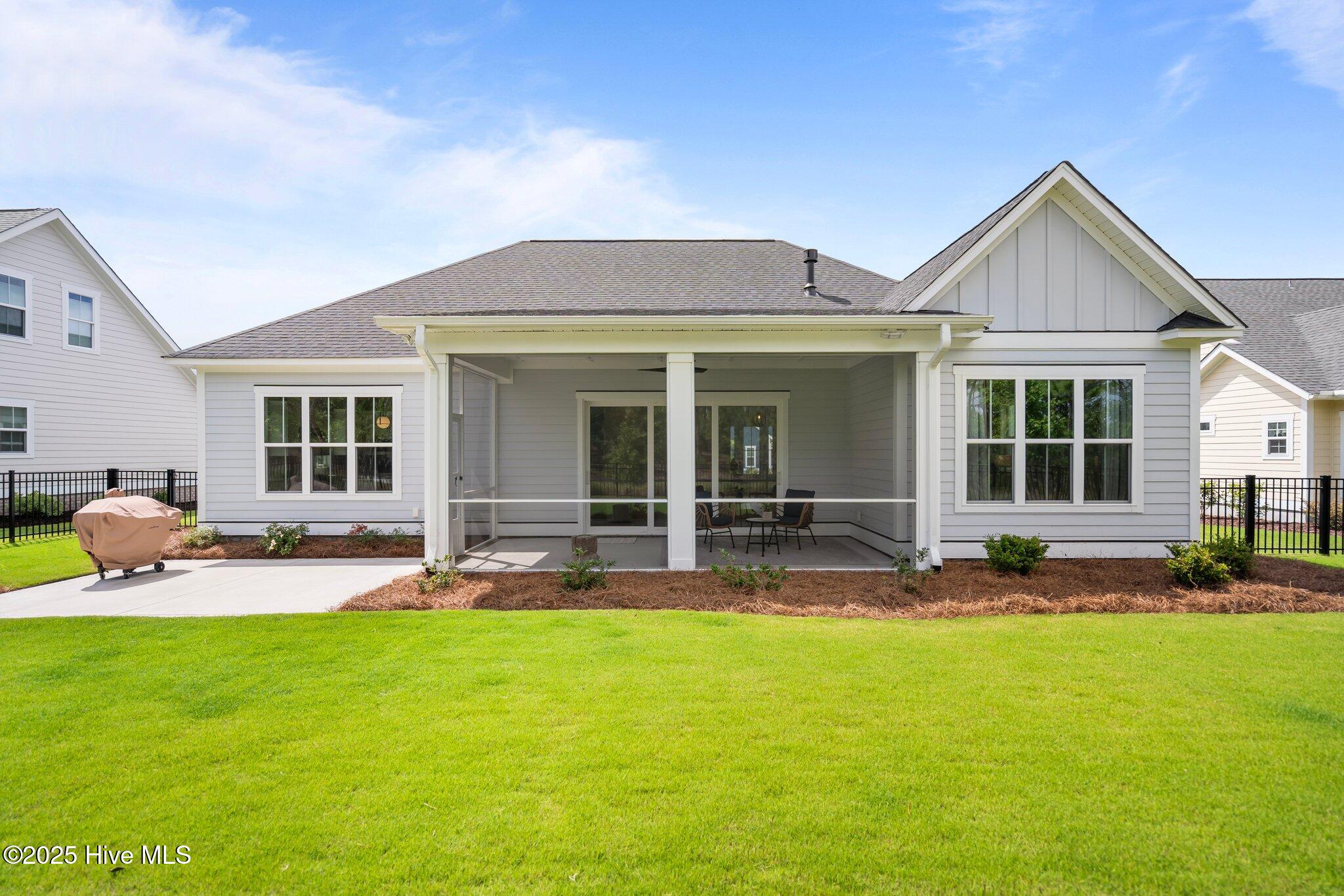 523 Trisail Terrace