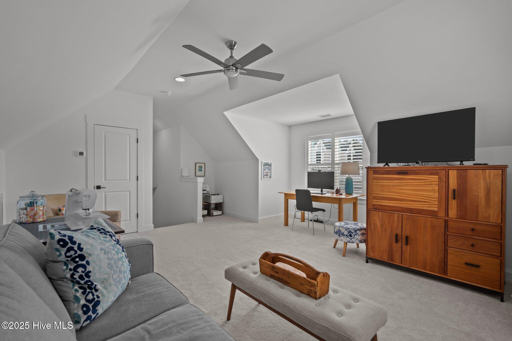 523 Trisail Terrace