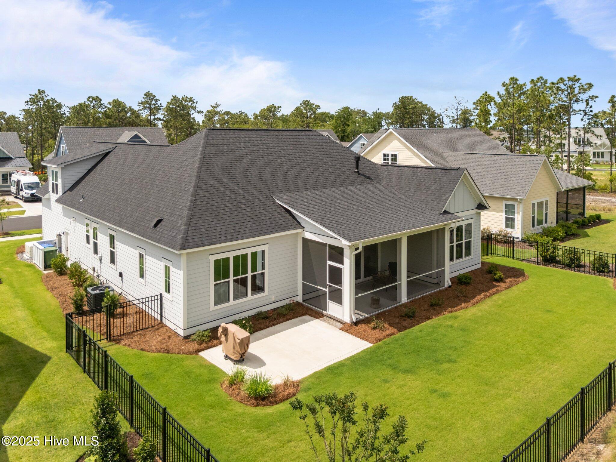 523 Trisail Terrace