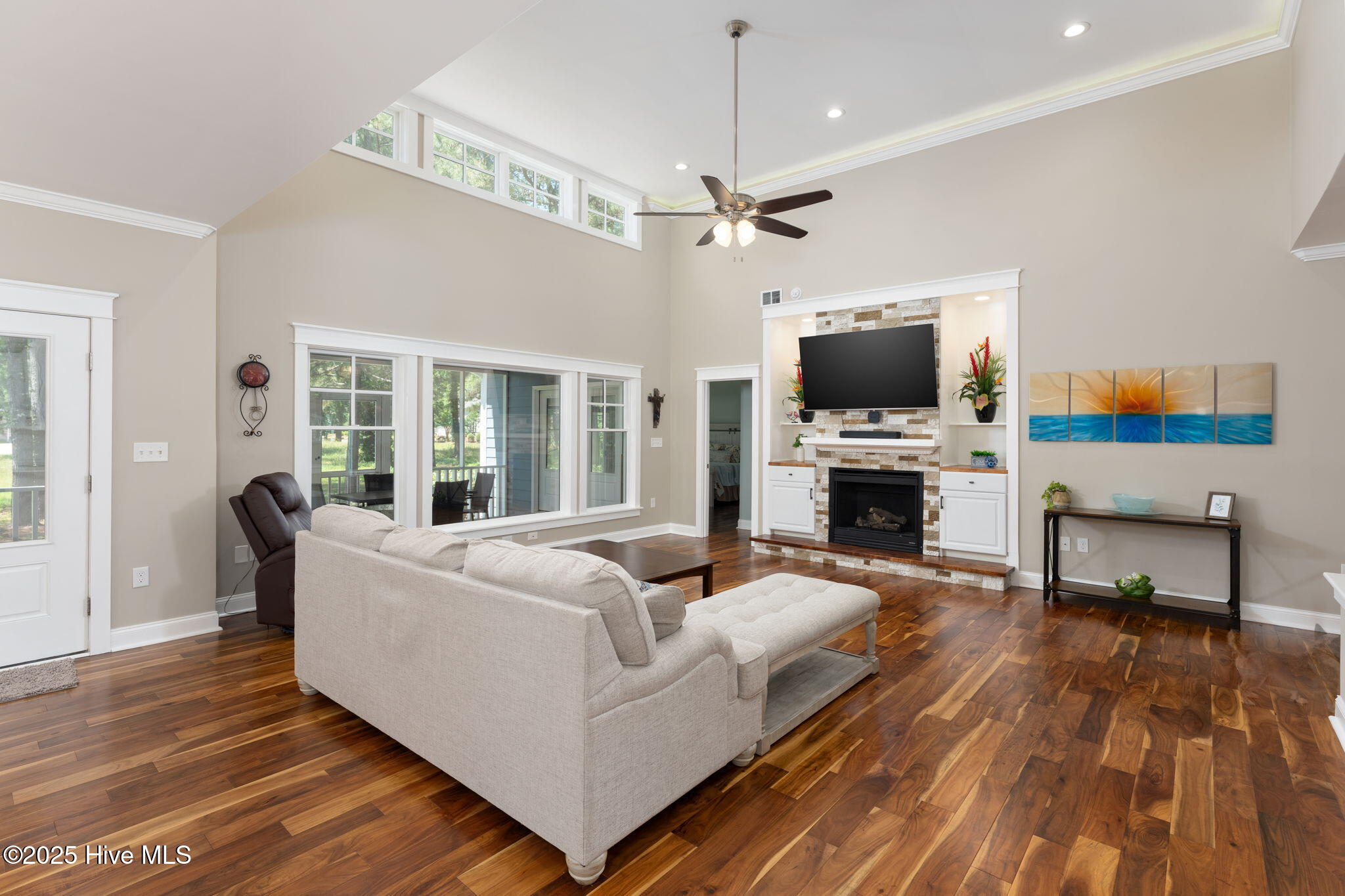 244 Red Fox Run Drive