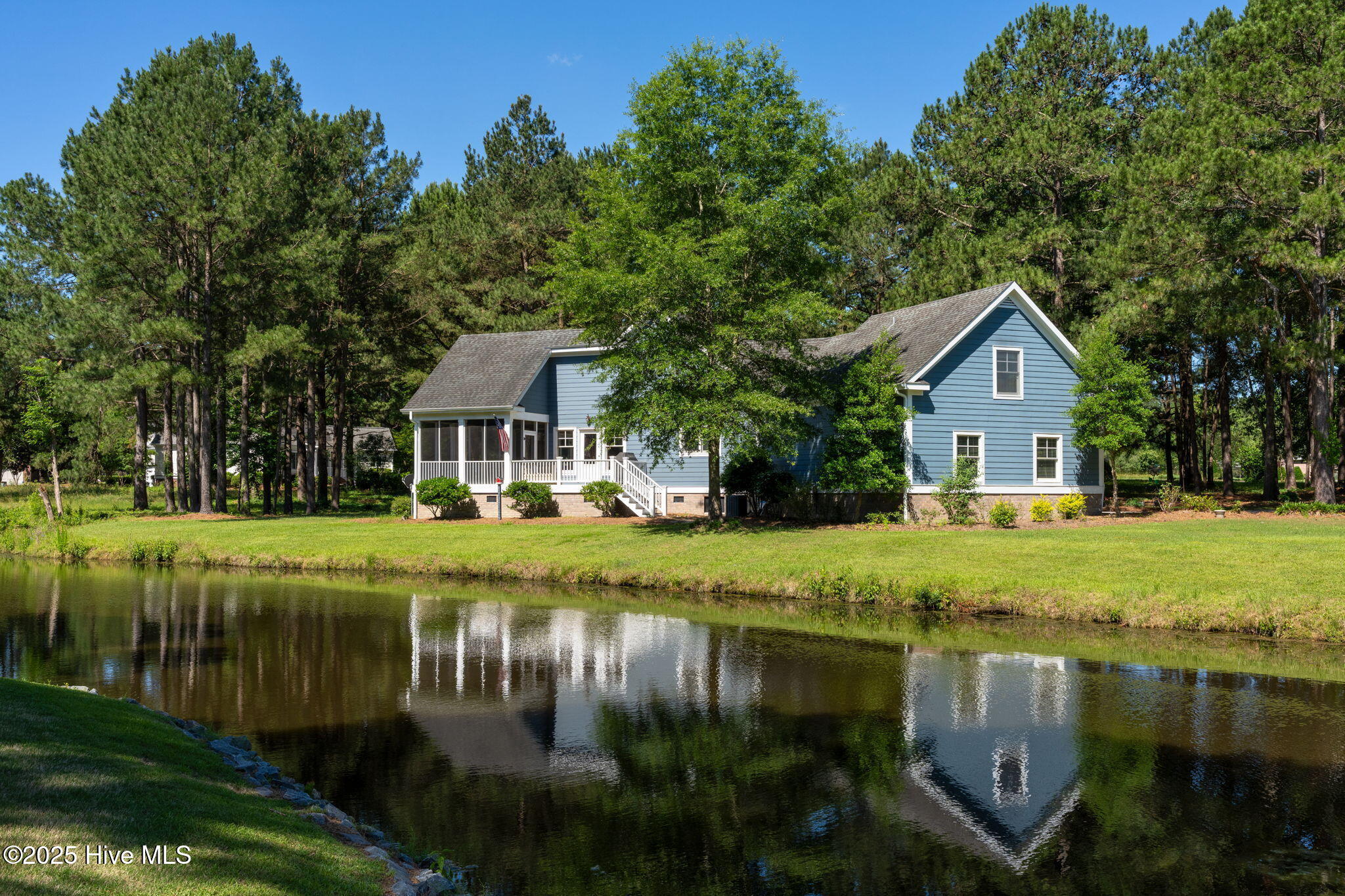 244 Red Fox Run Drive