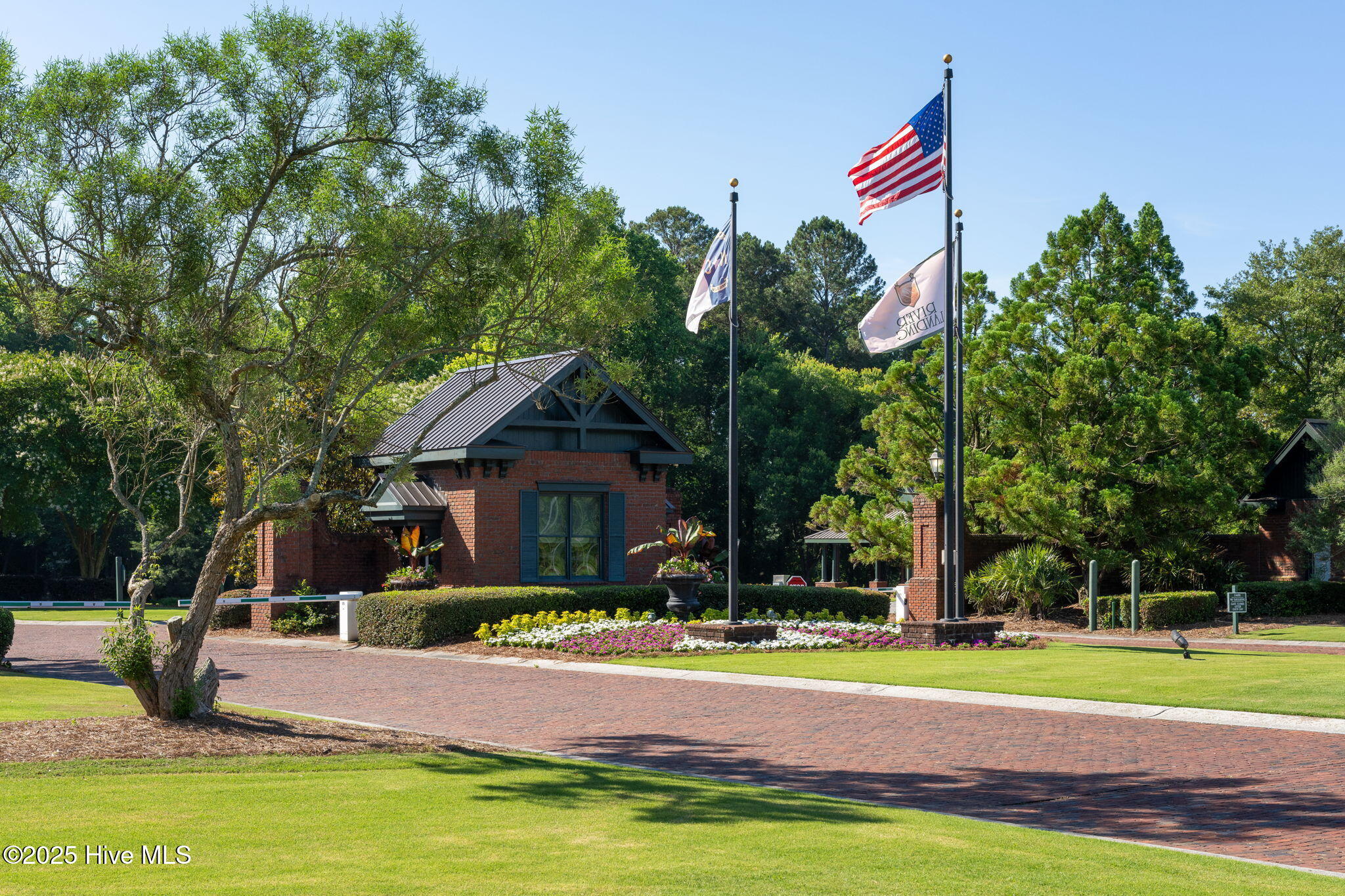 244 Red Fox Run Drive