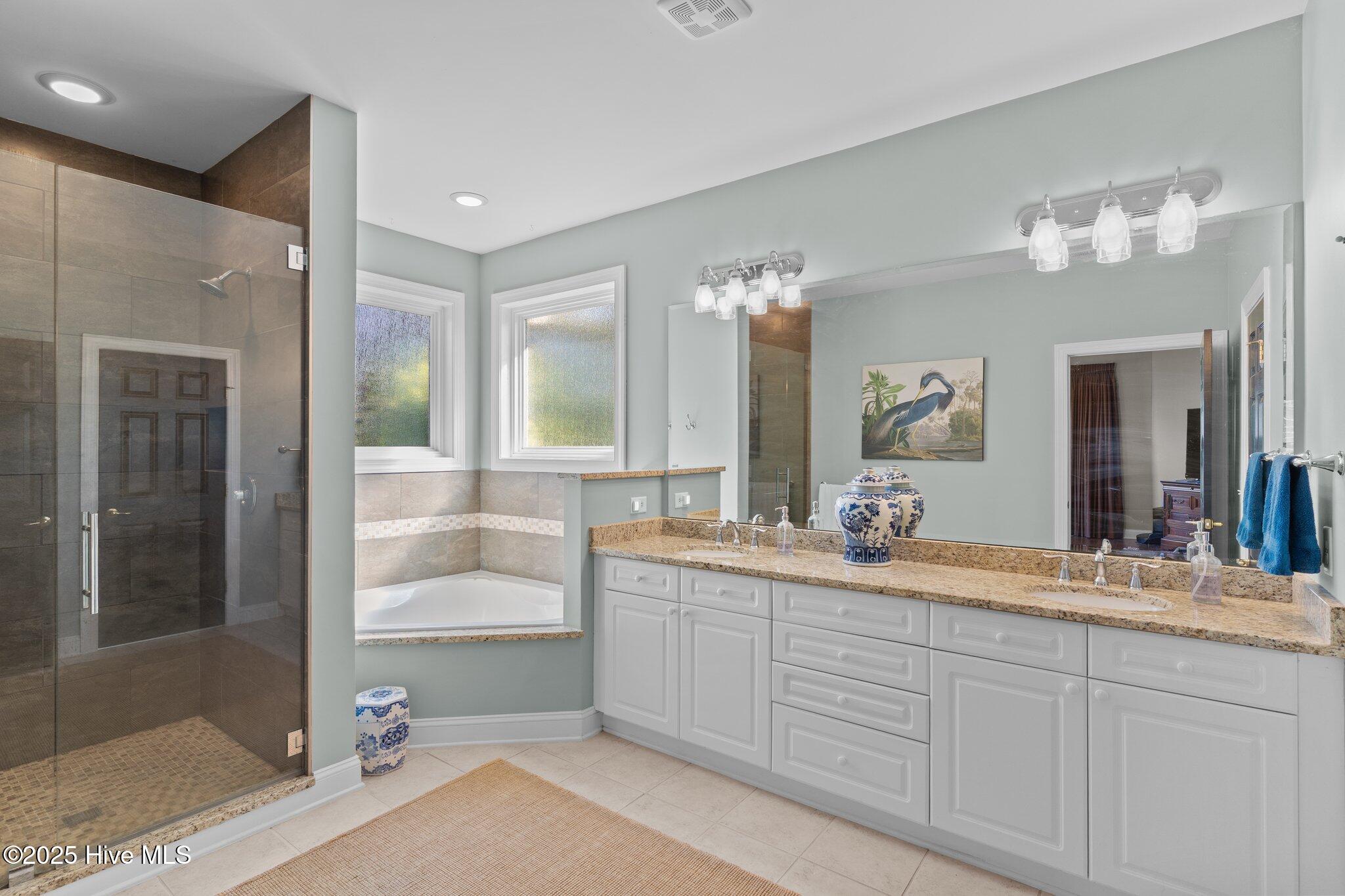 1128 Veranda Court