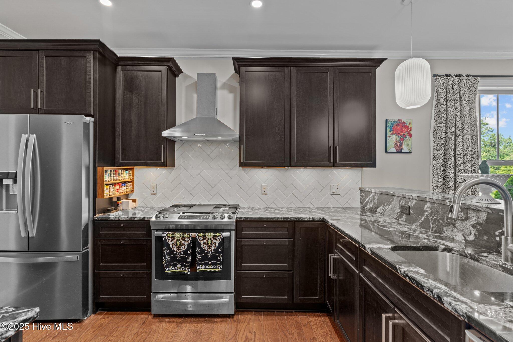 1128 Veranda Court