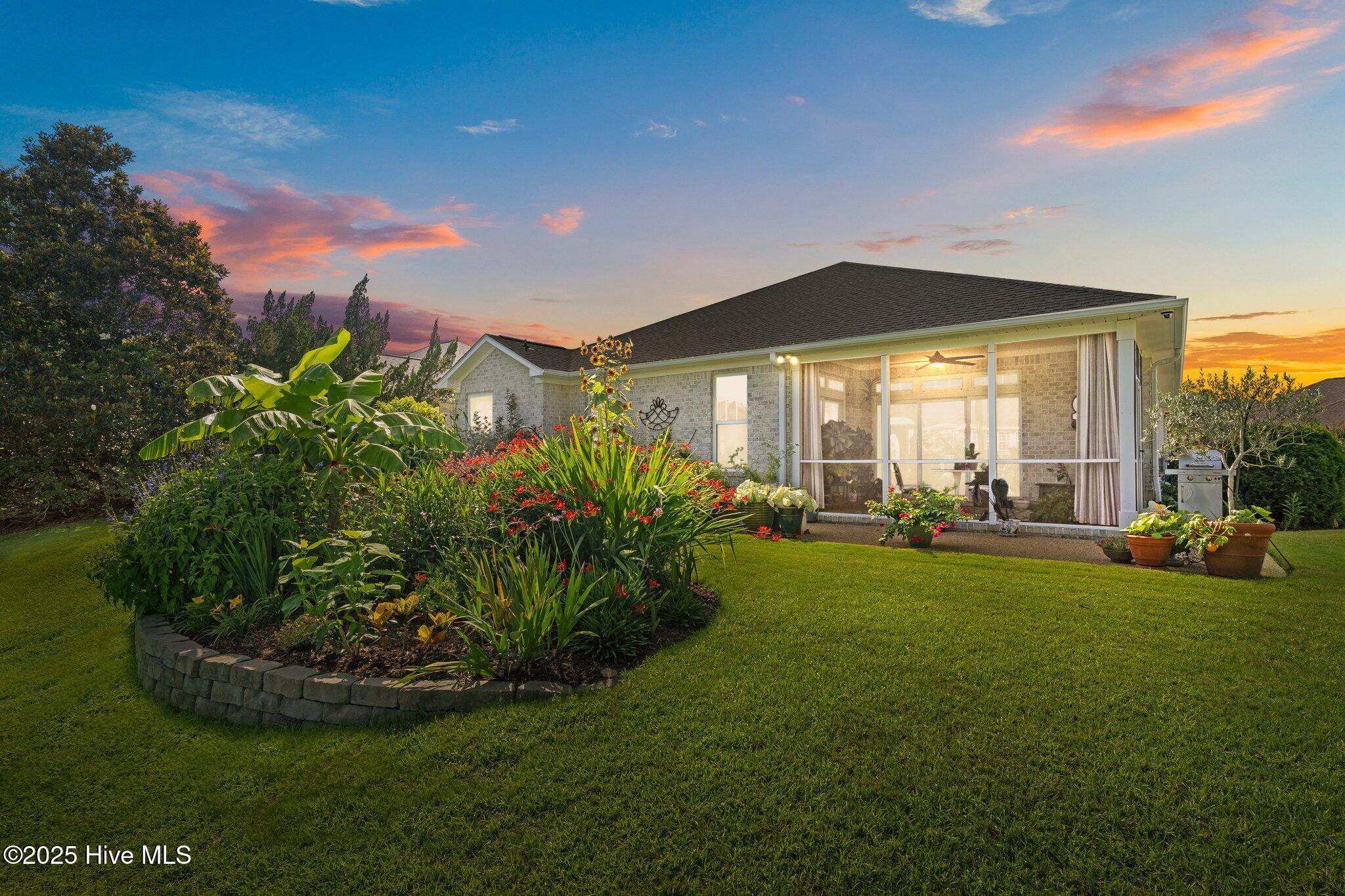 1128 Veranda Court