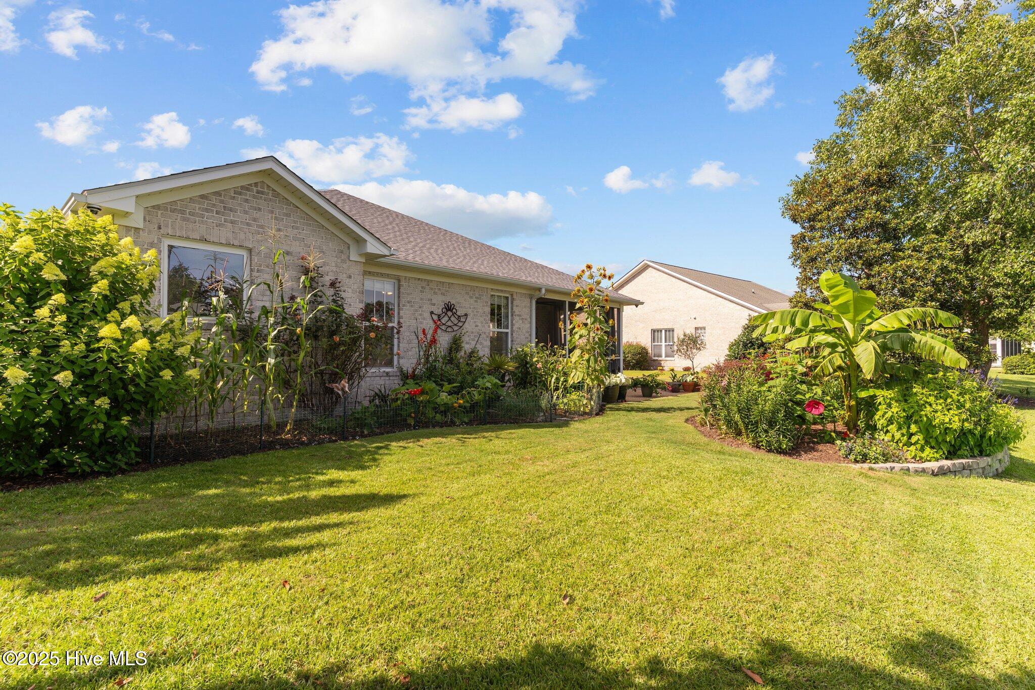 1128 Veranda Court