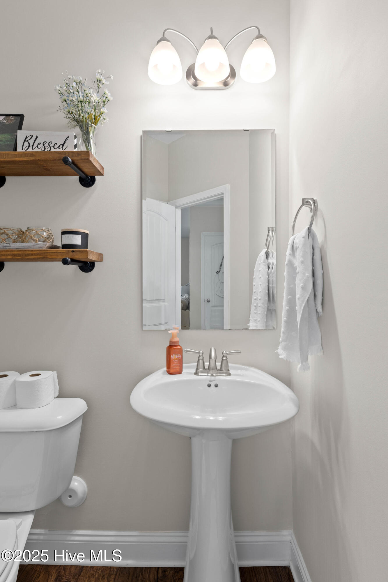 3243 Kellerton Place