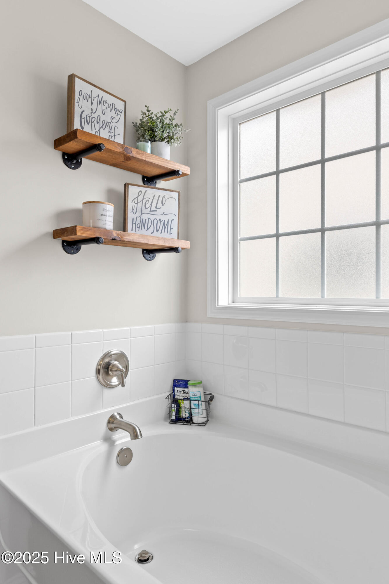 3243 Kellerton Place