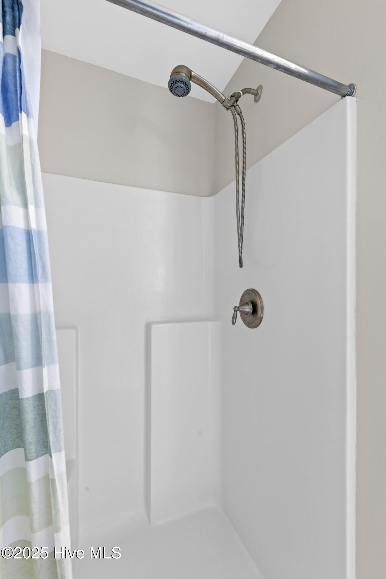 3243 Kellerton Place