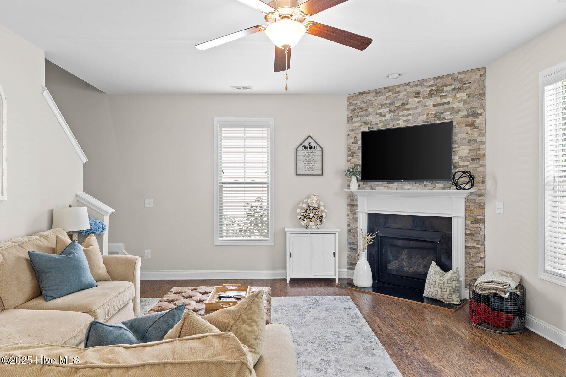 3243 Kellerton Place