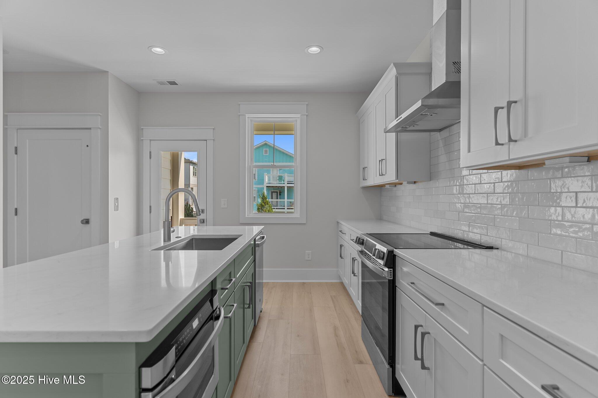 207 Spartanburg Avenue, 2