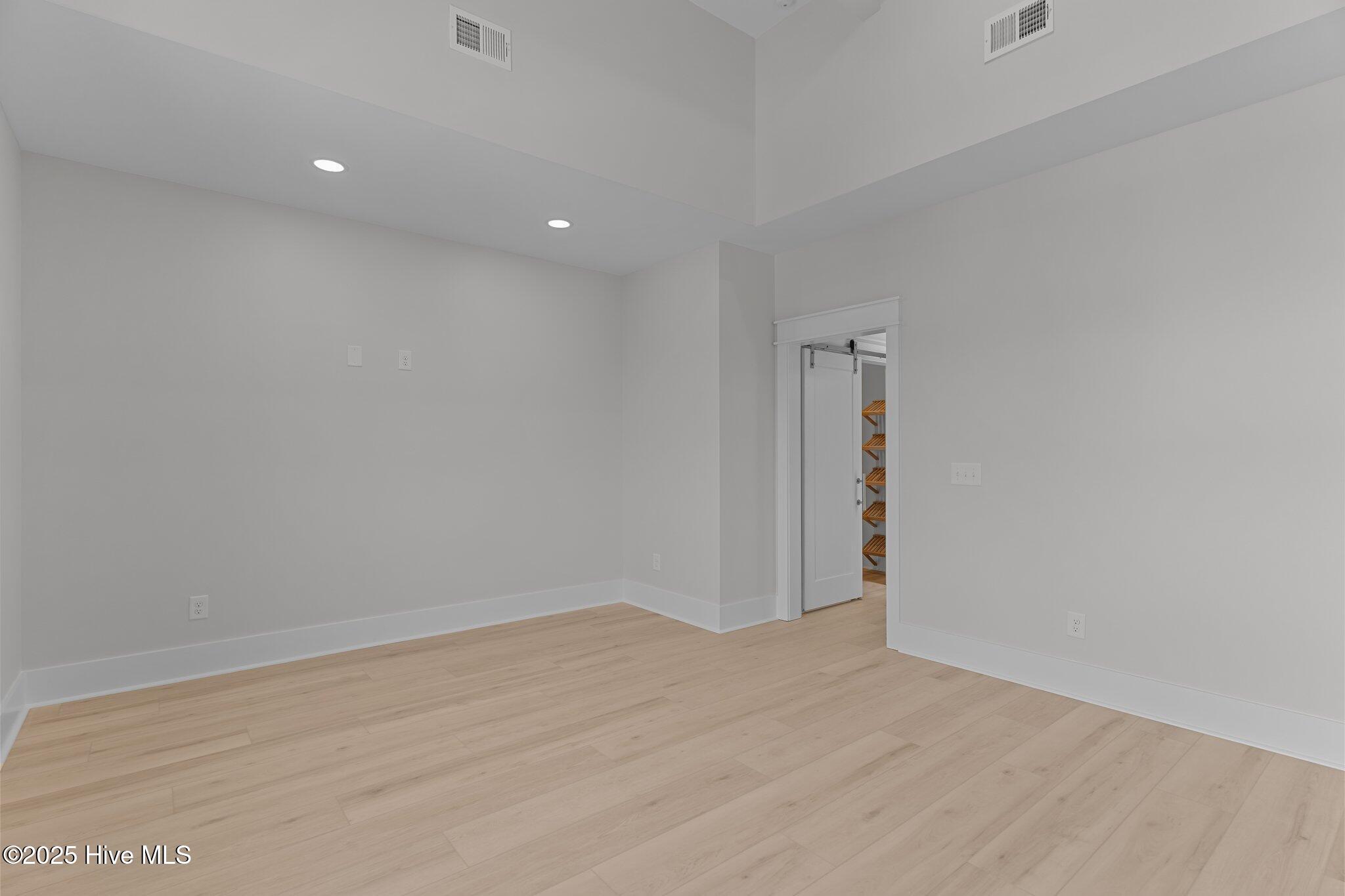 207 Spartanburg Avenue, 2