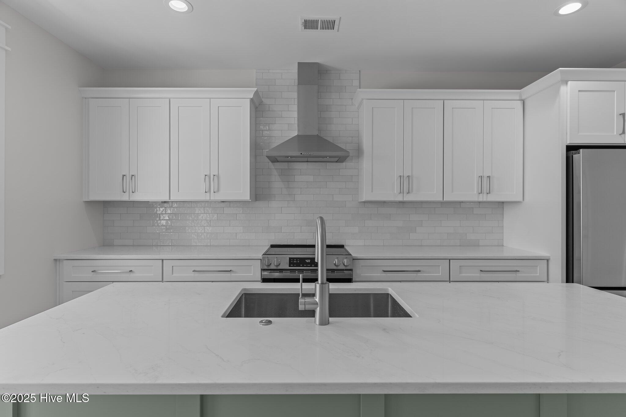 207 Spartanburg Avenue, 2