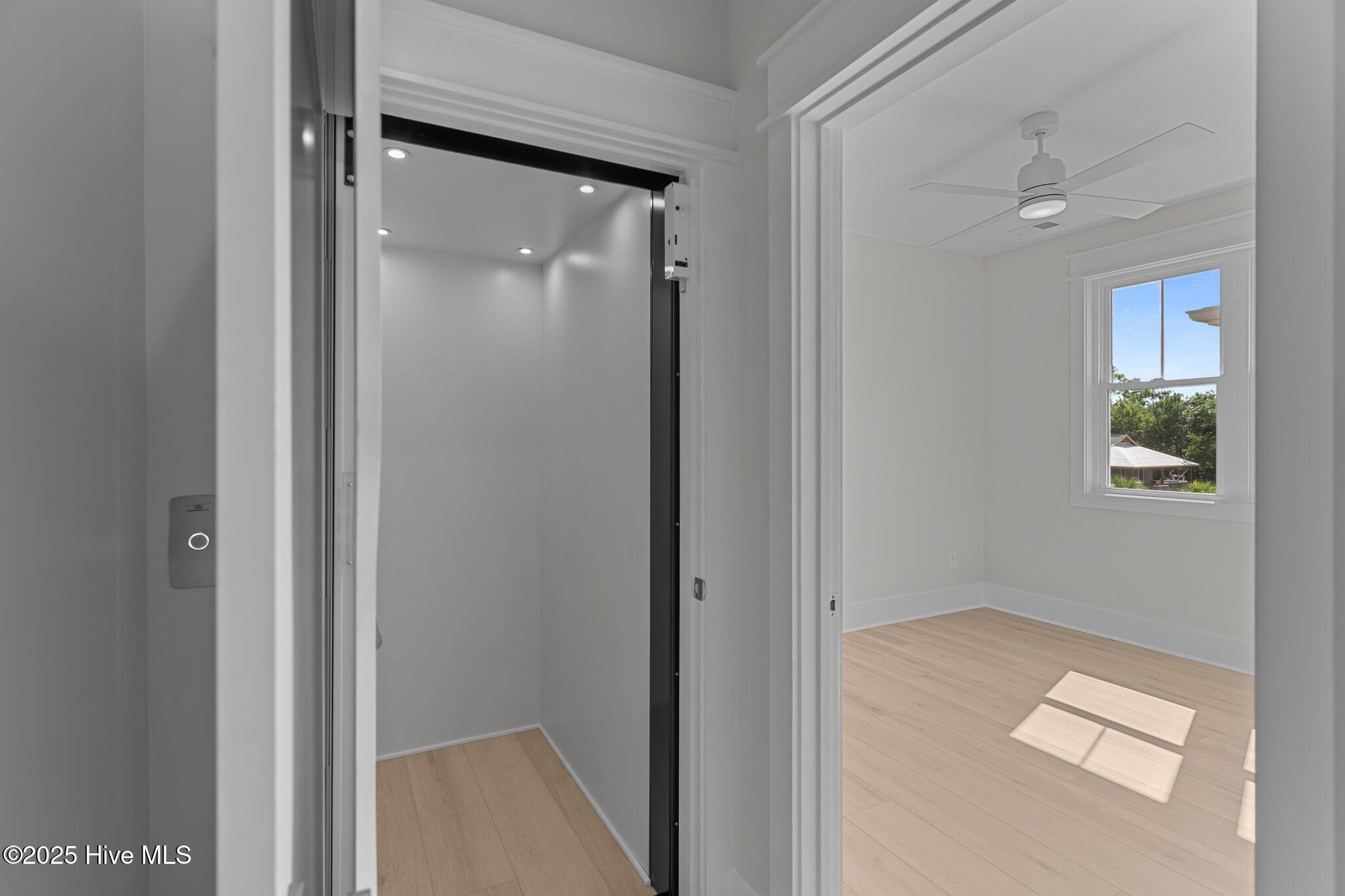 207 Spartanburg Avenue, 2