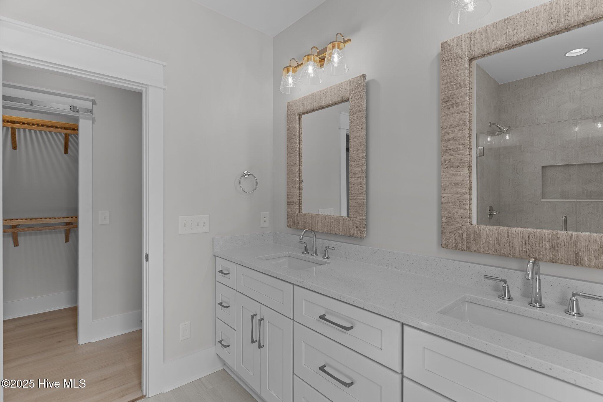 207 Spartanburg Avenue, 2