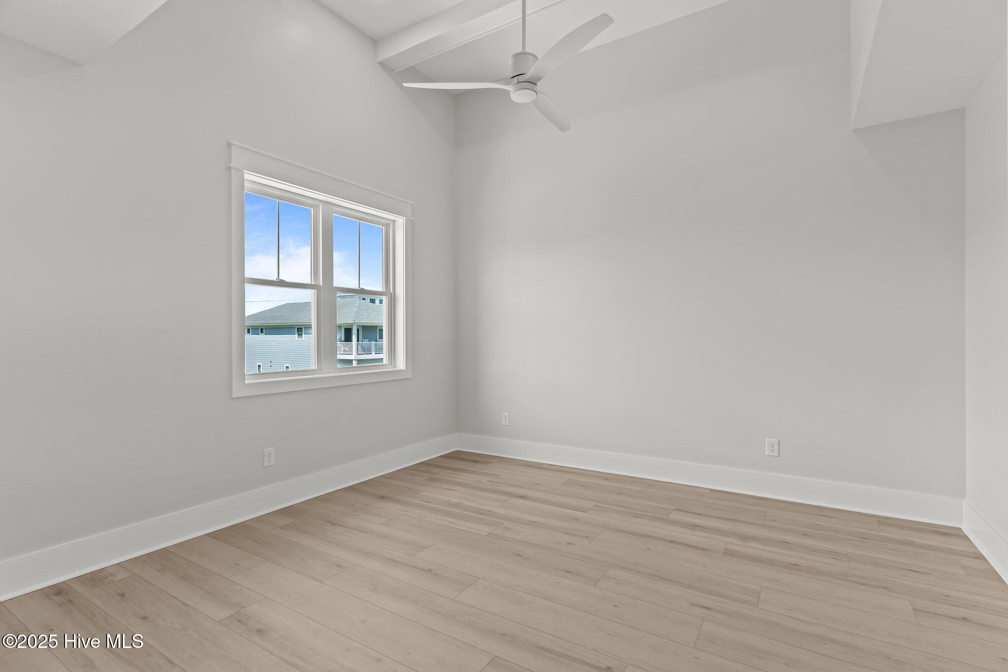 207 Spartanburg Avenue, 1