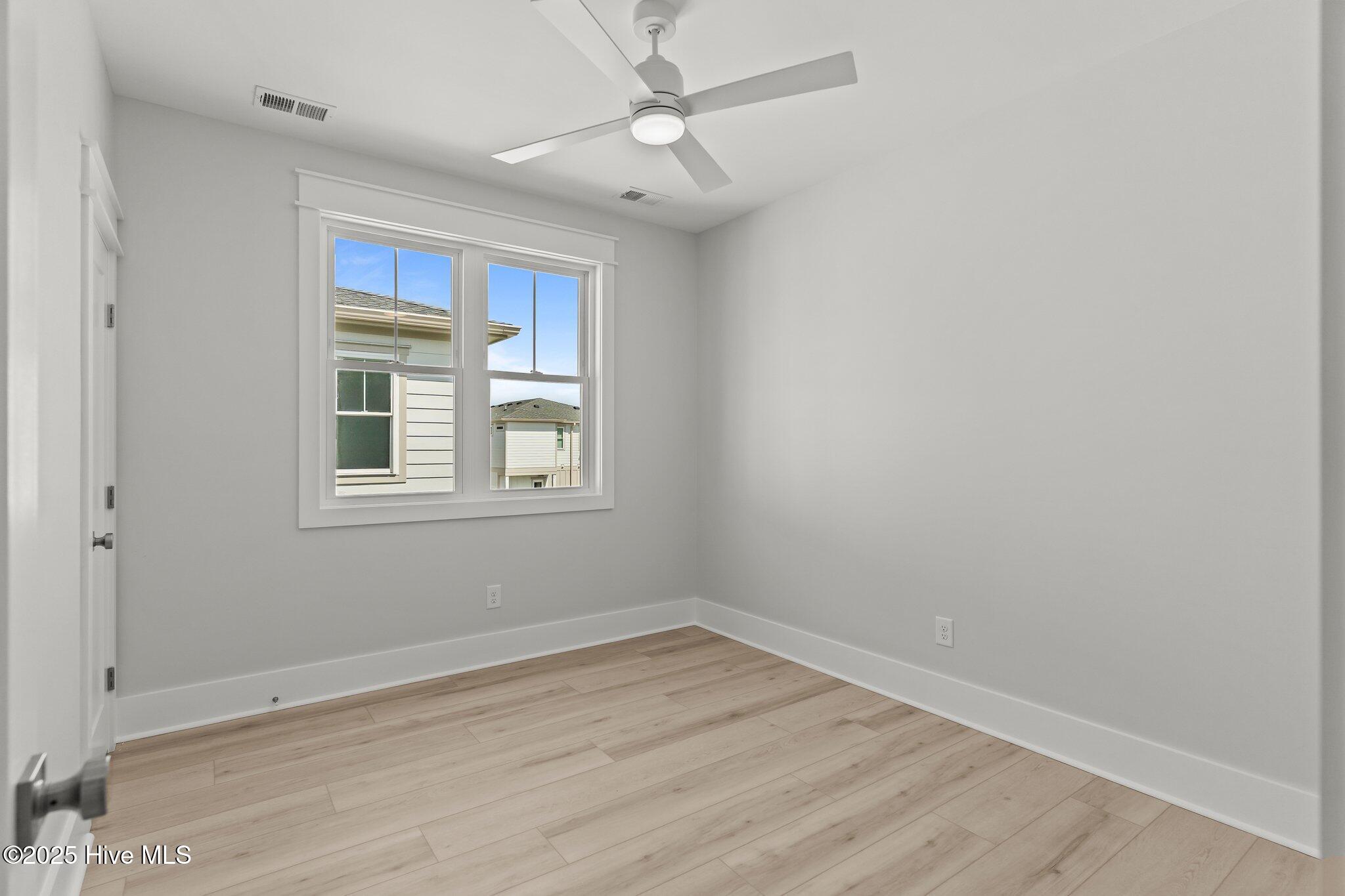 207 Spartanburg Avenue, 1