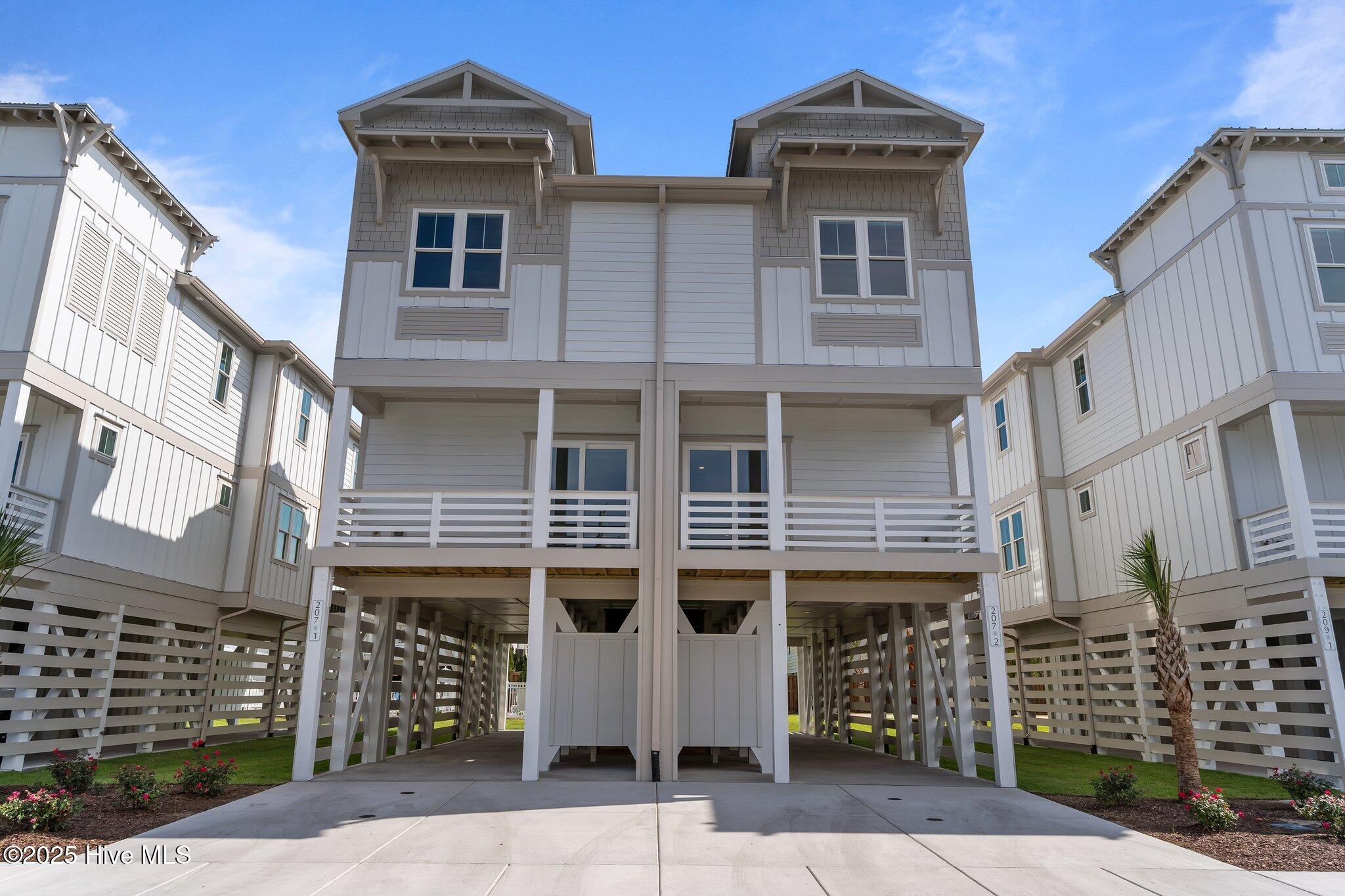 207 Spartanburg Avenue, 1