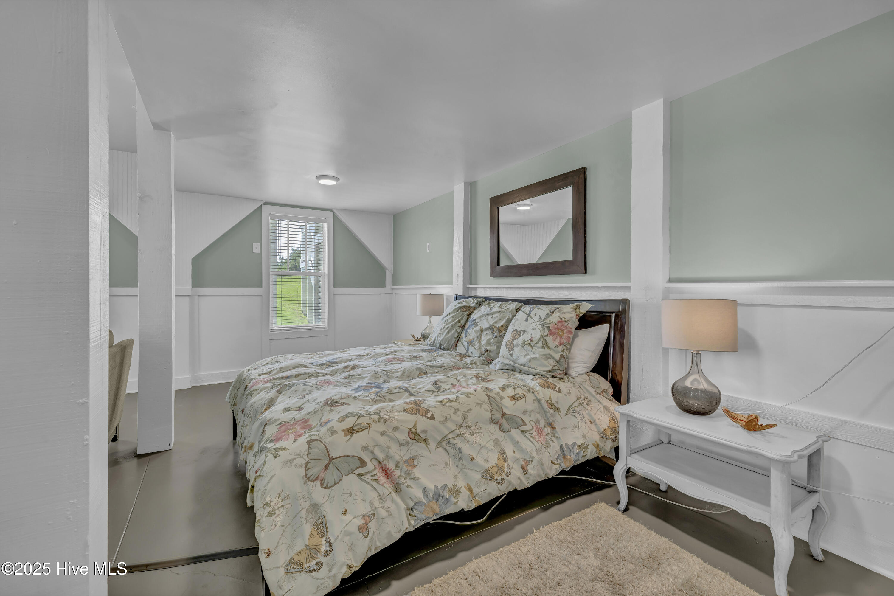 18 Sandpiper Street A