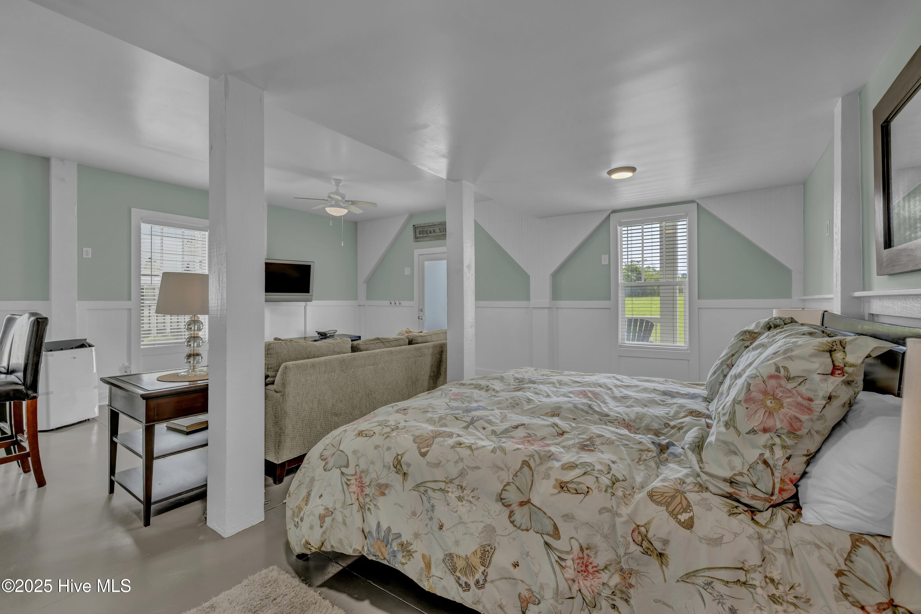 18 Sandpiper Street A