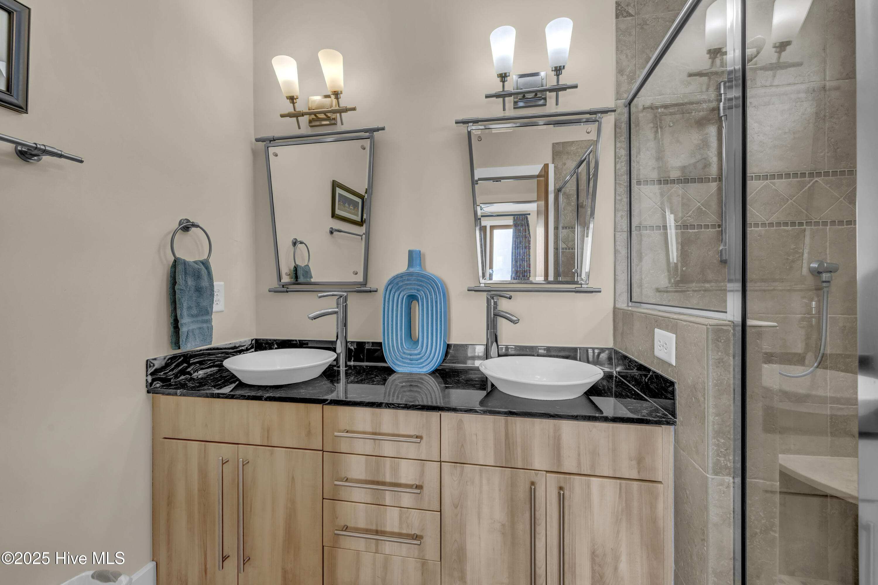 18 Sandpiper Street A