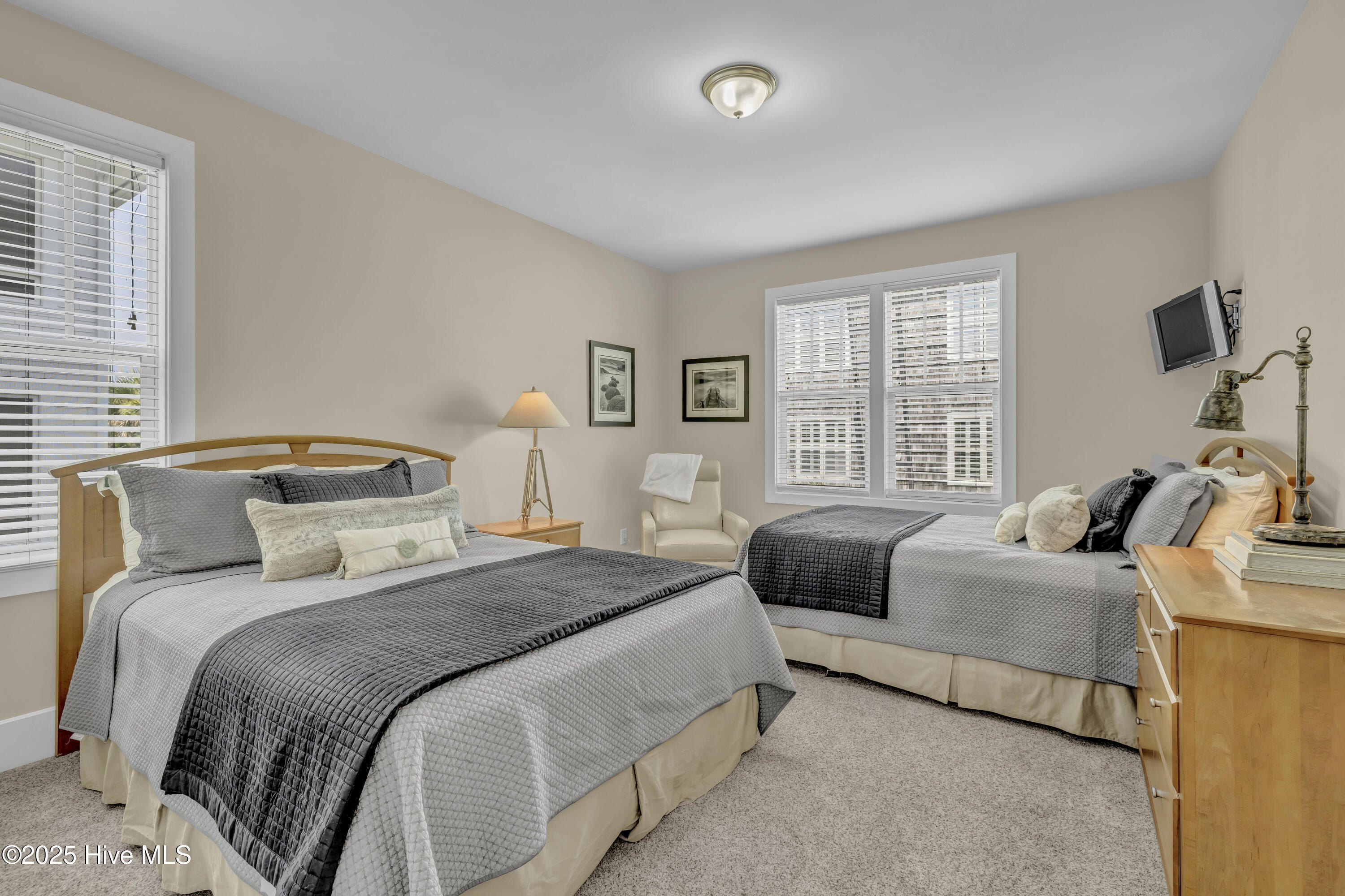 18 Sandpiper Street A