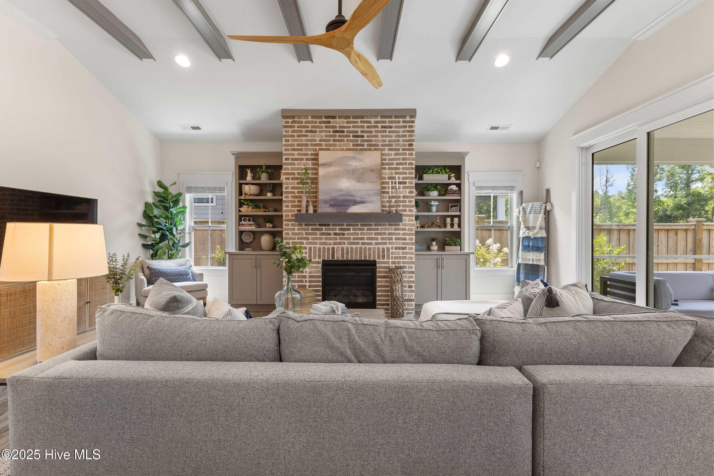 1112 Winged Seed Way