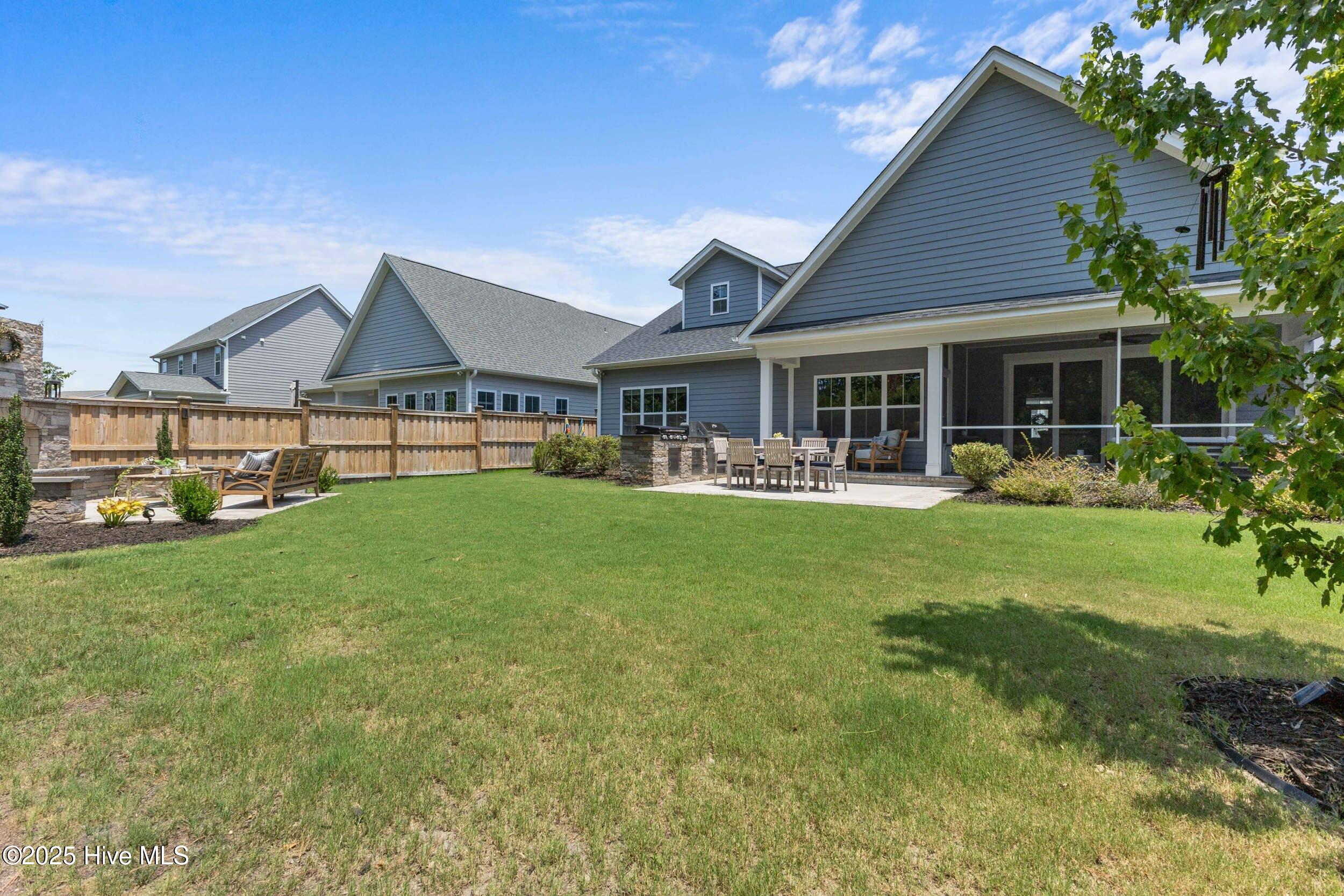 1112 Winged Seed Way