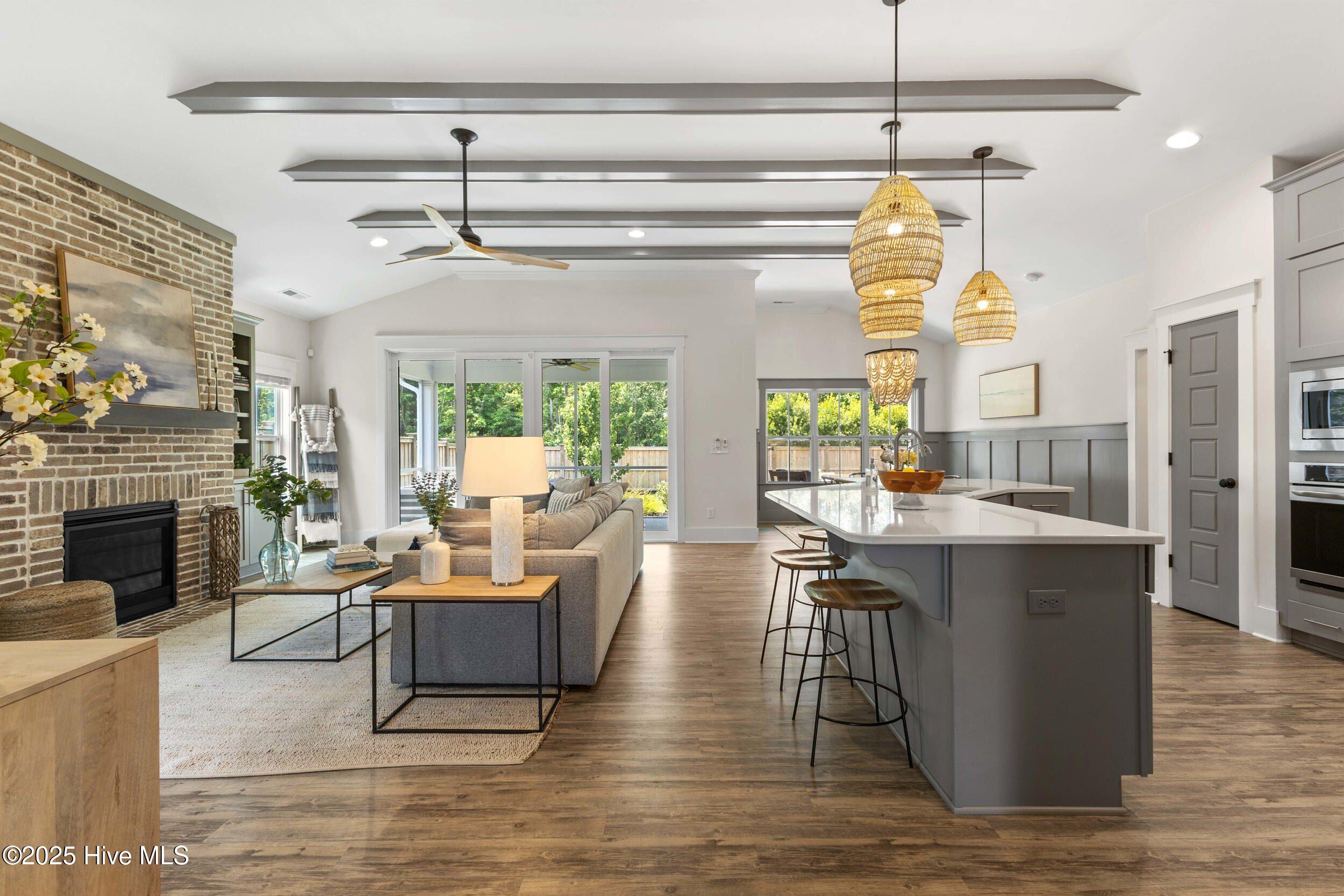 1112 Winged Seed Way