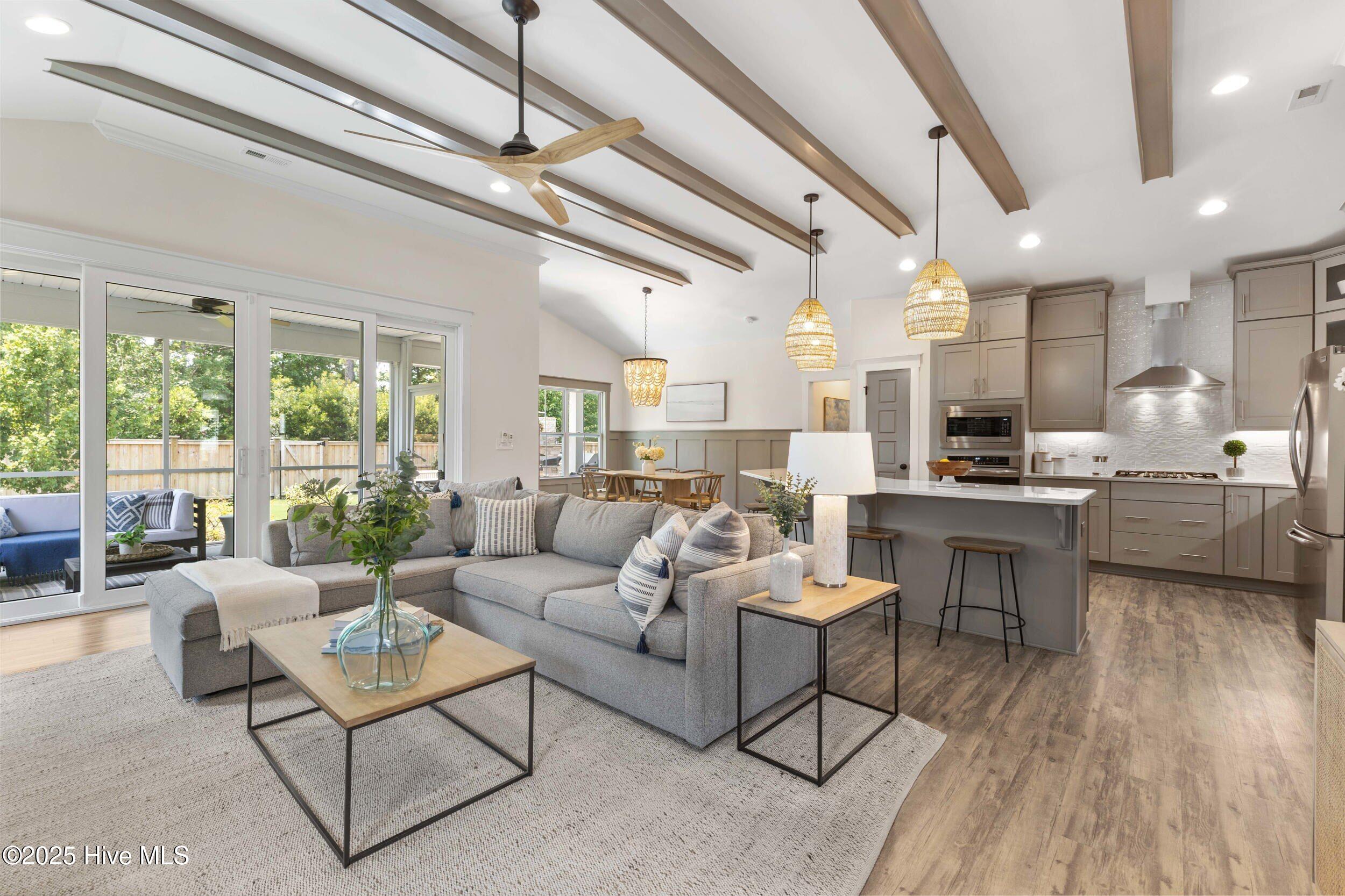 1112 Winged Seed Way