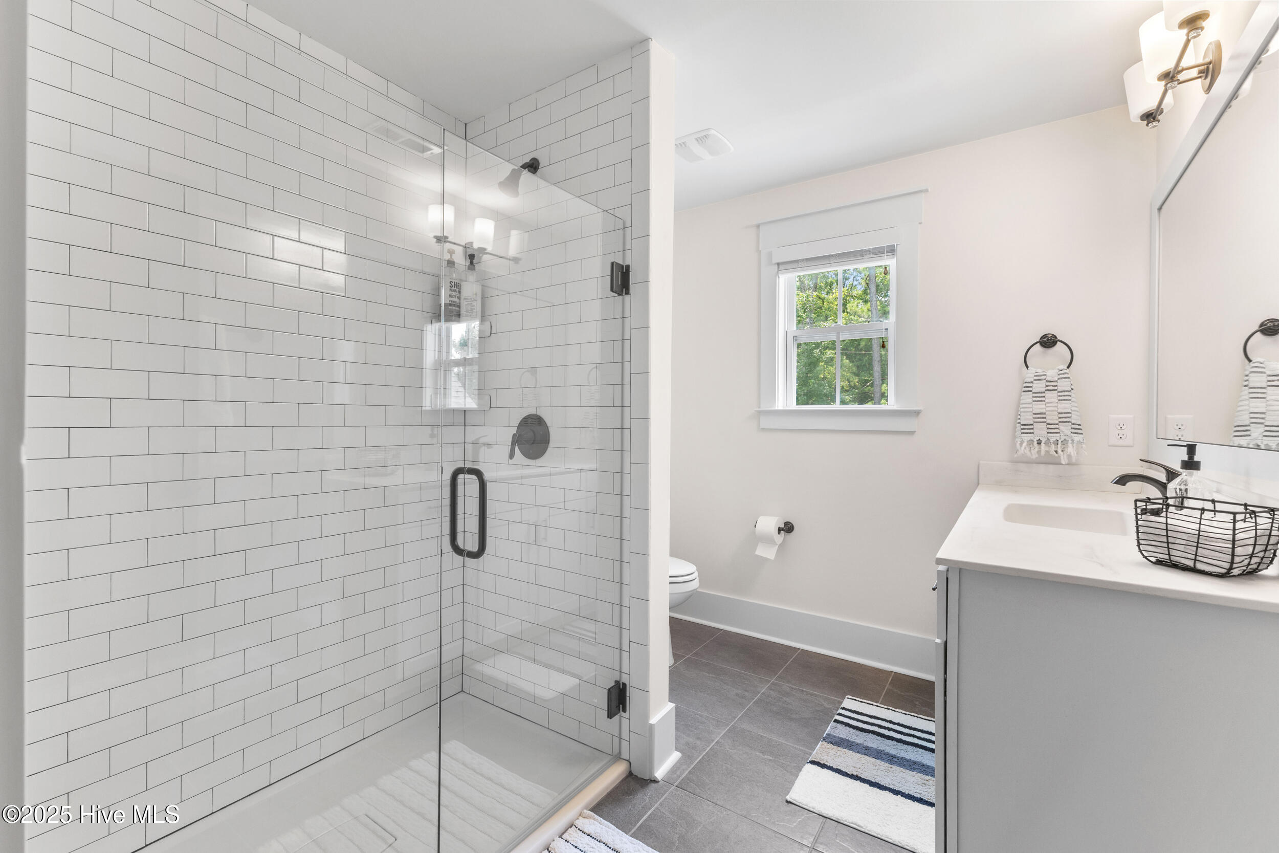 1112 Winged Seed Way