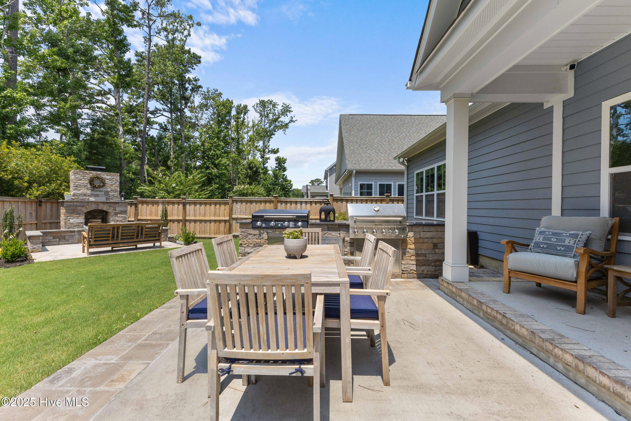 1112 Winged Seed Way